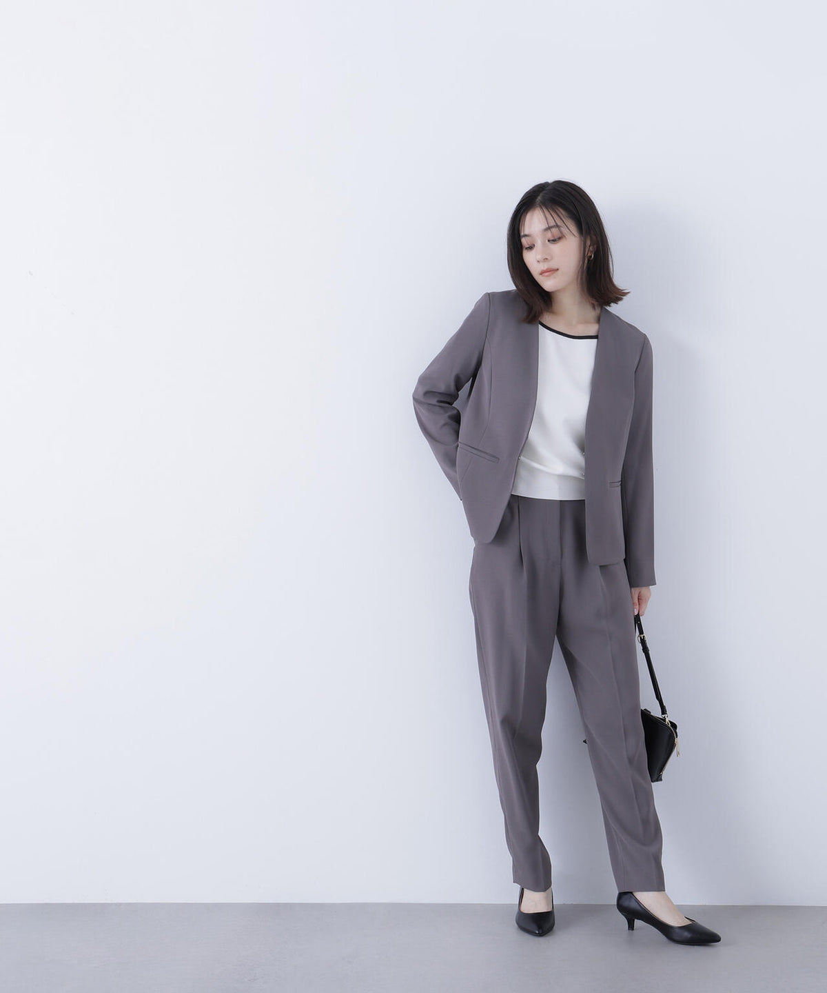 ストレッチツイルセットアップシリーズ テーパードパンツ