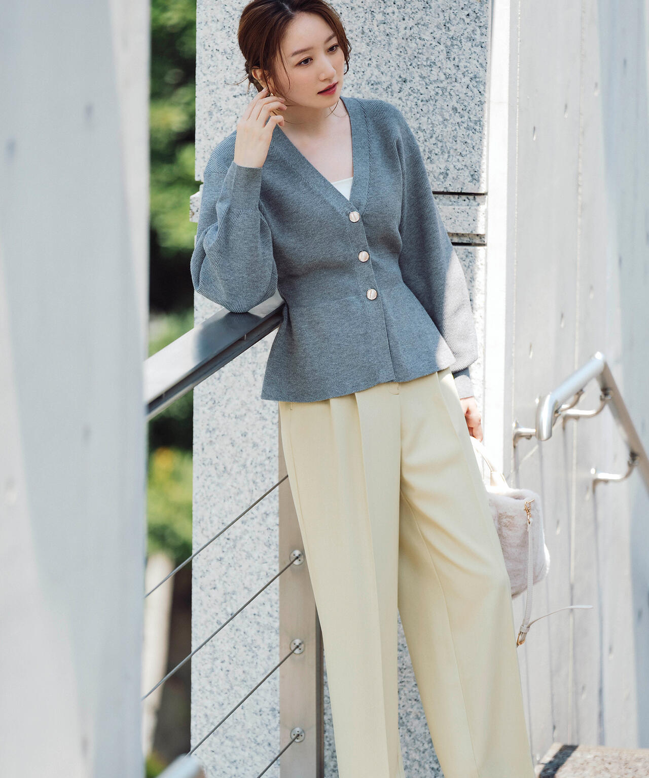 CLASSY.掲載】【ちょうど、いい服】くびれ仕込みベルテッドパンツ