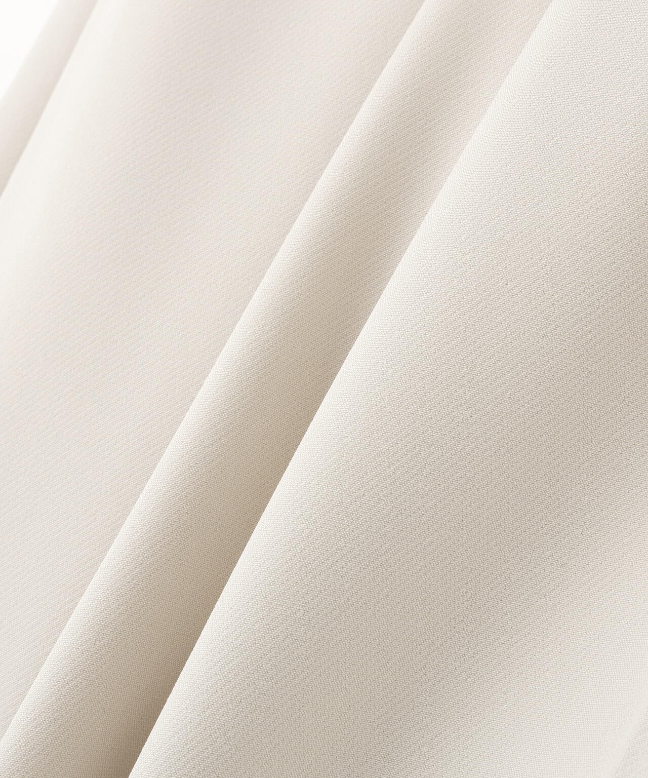 スリムストレートパンツ