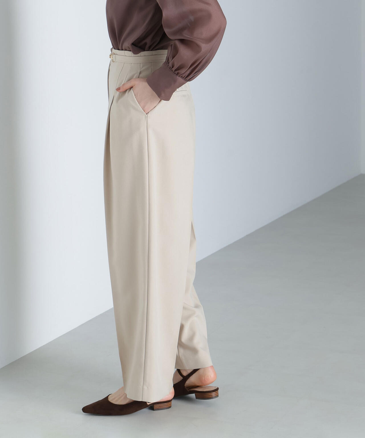 ビットベルトワイドパンツ