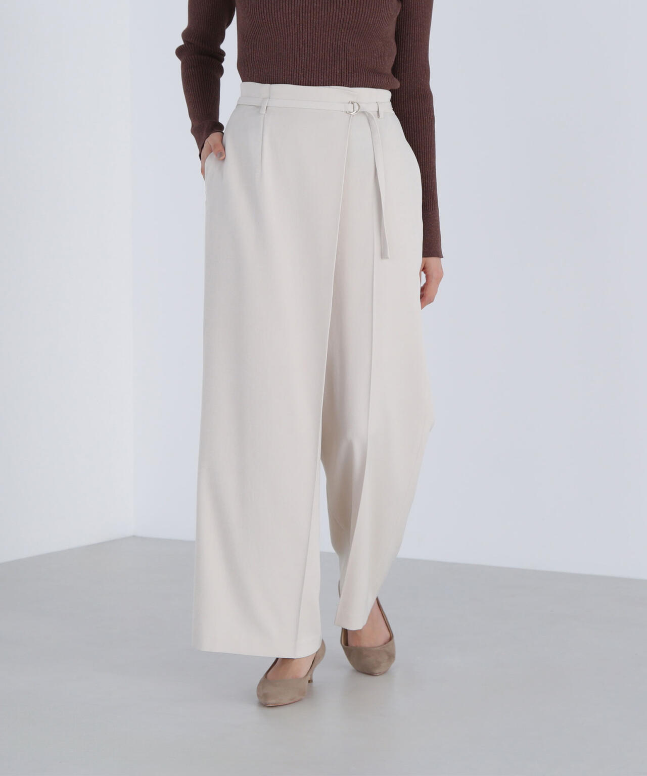 ハイウエストラップワイドパンツ