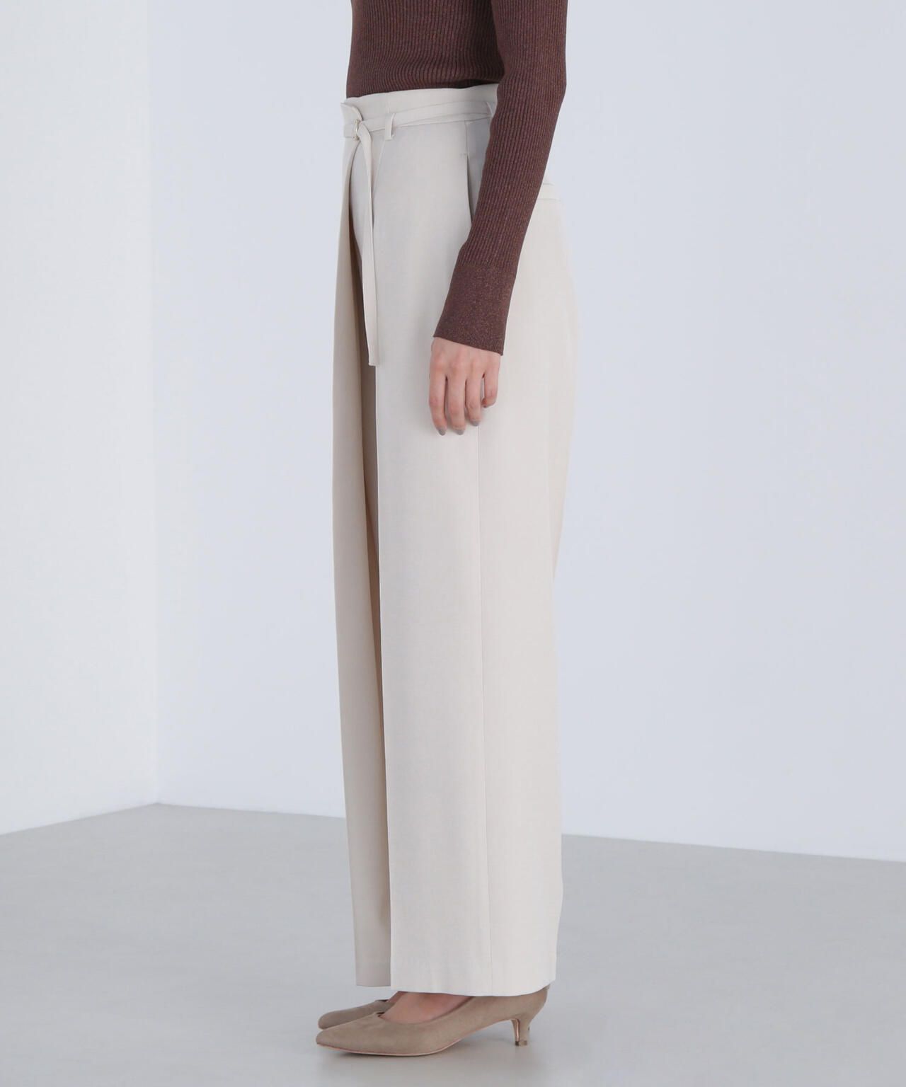 ハイウエストラップワイドパンツ