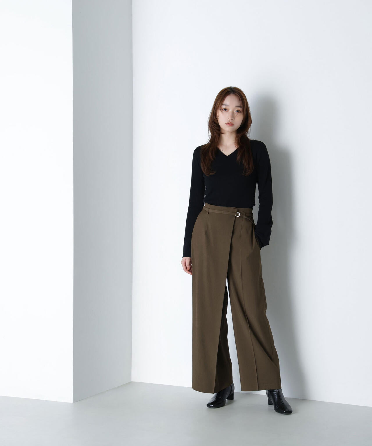 ハイウエストラップワイドパンツ