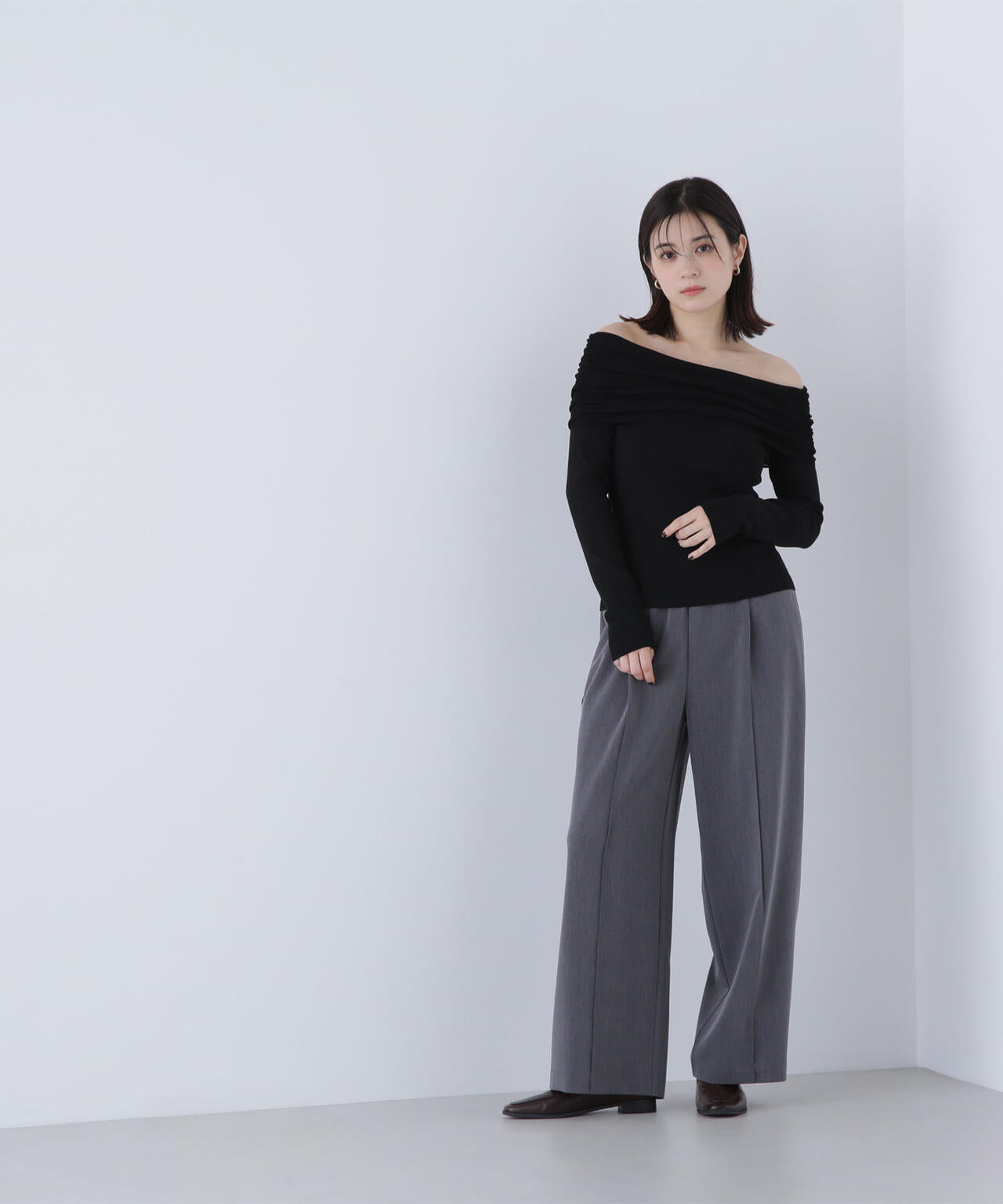 イージーワイドパンツ