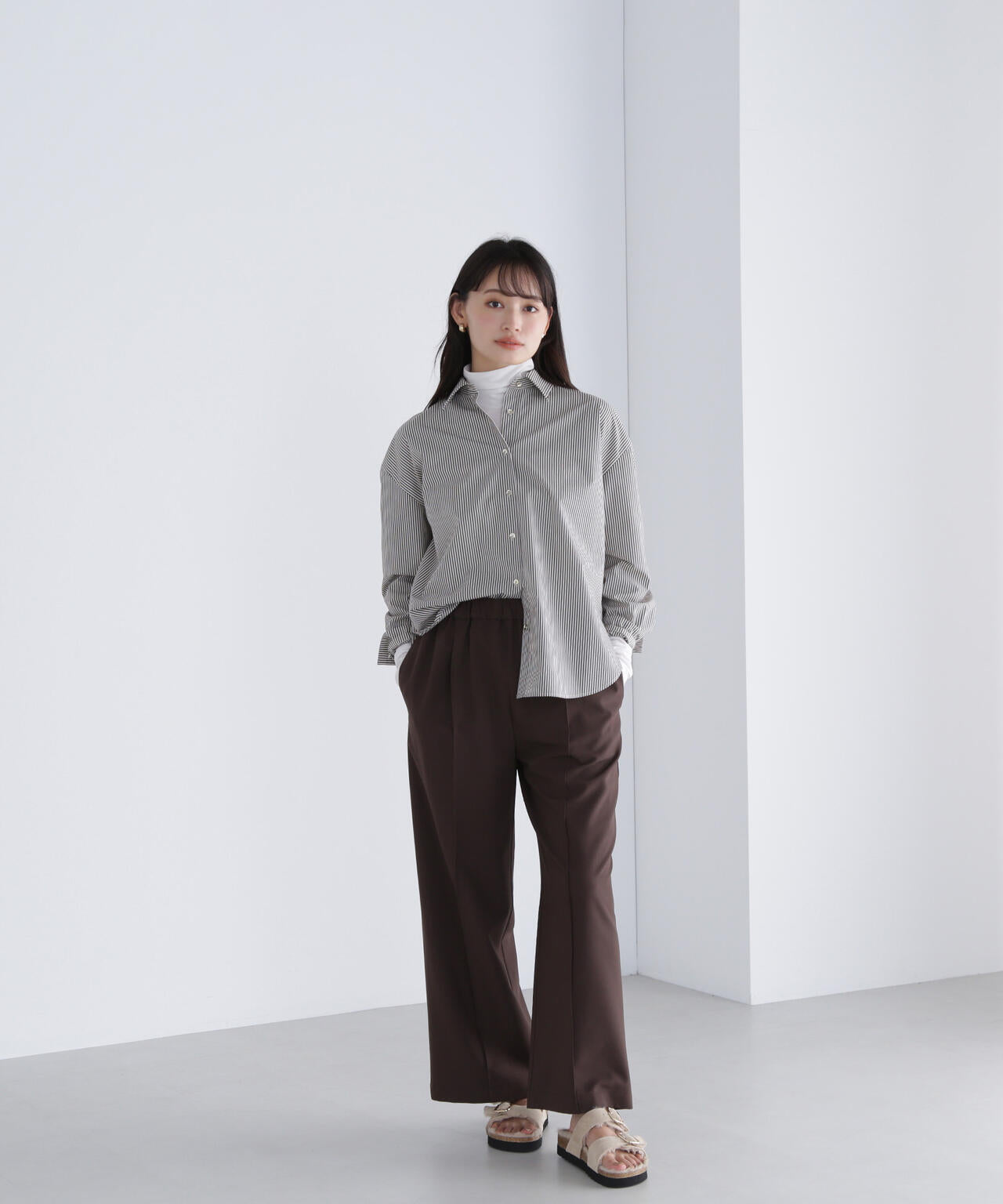 イージーワイドパンツ