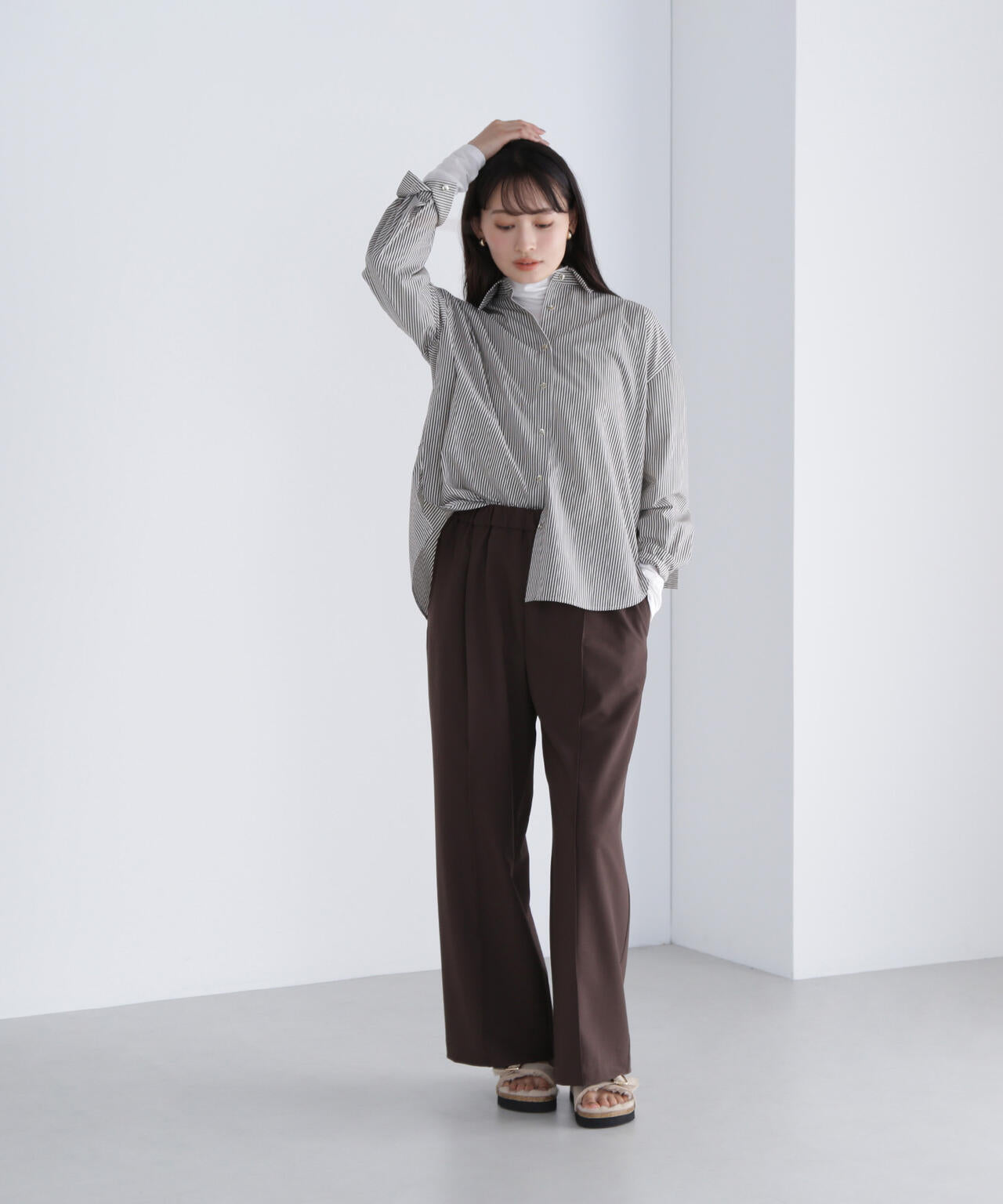 イージーワイドパンツ