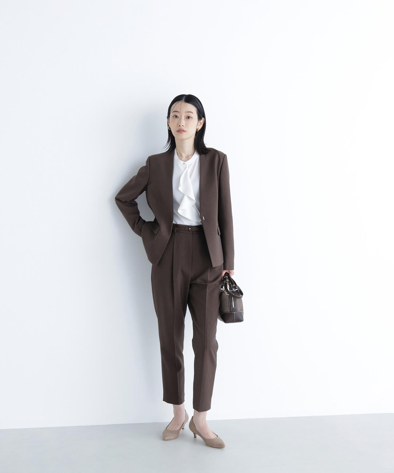 ウーステッドライクツイル SETUP テーパードパンツ