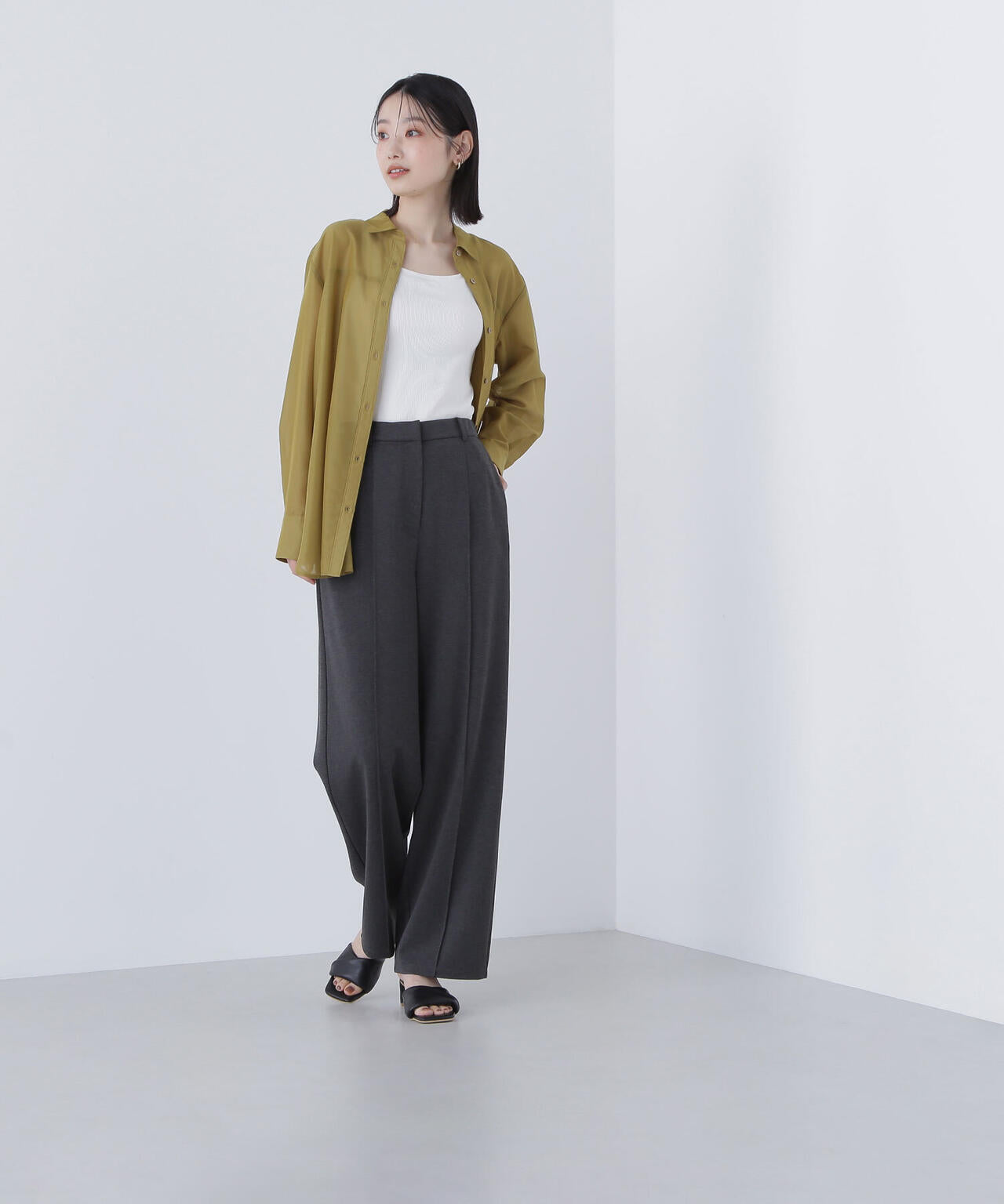 スムースストレートパンツ*