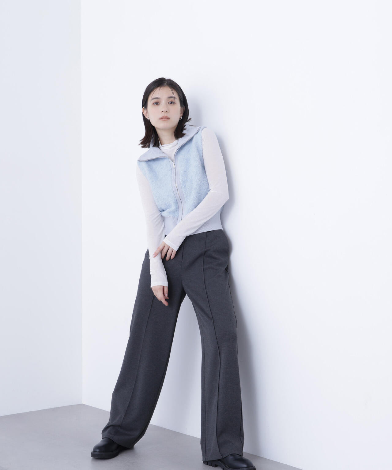 スムースストレートパンツ*