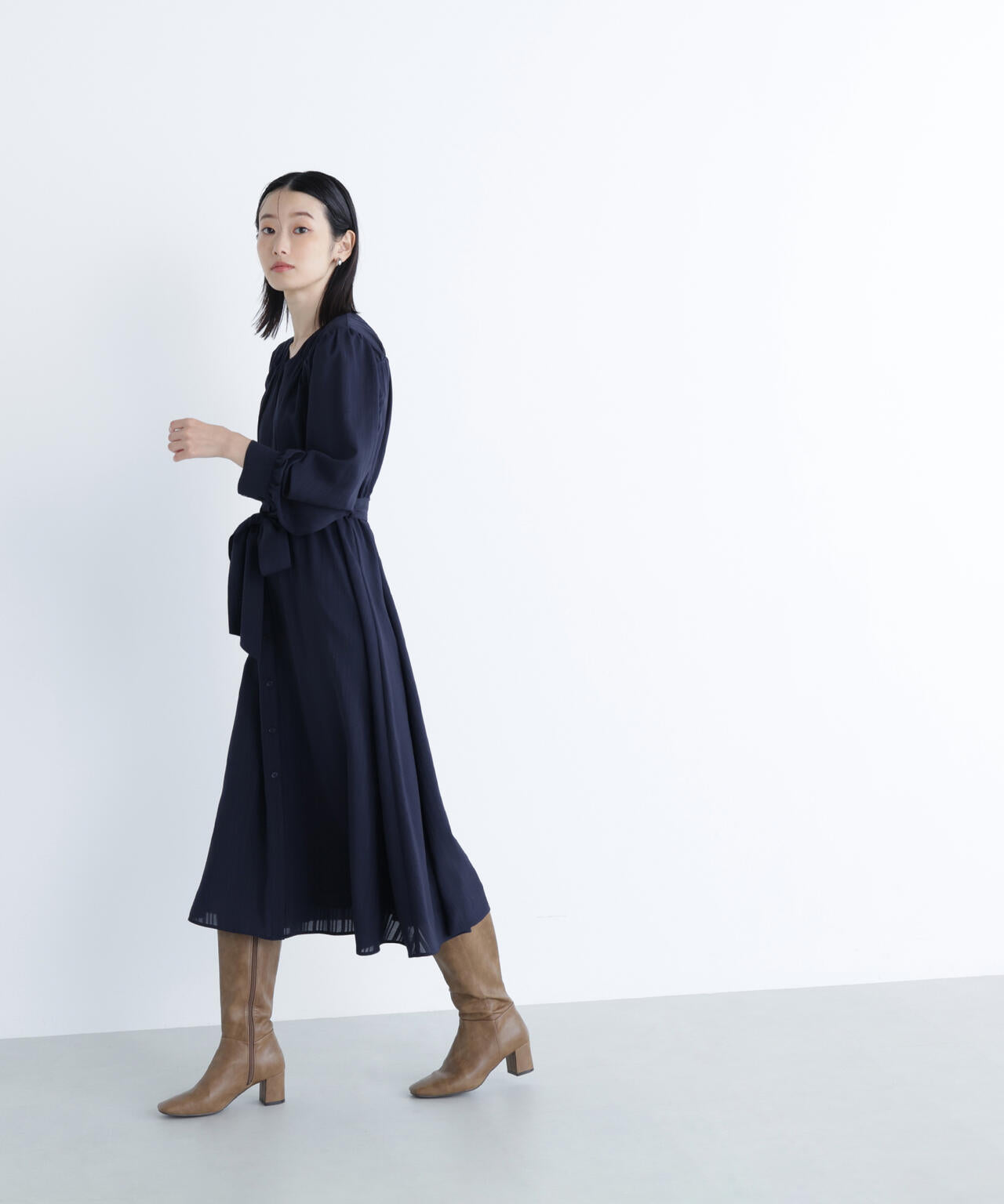 ベルテッドシャドーストライプワンピース