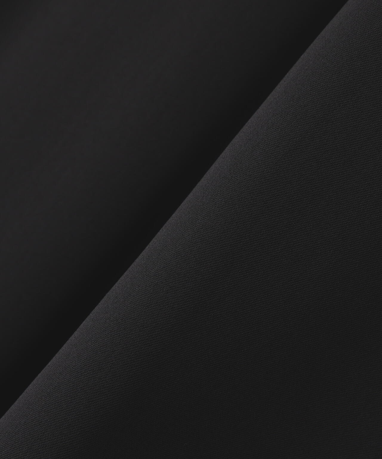 バックストラップジャンスカ