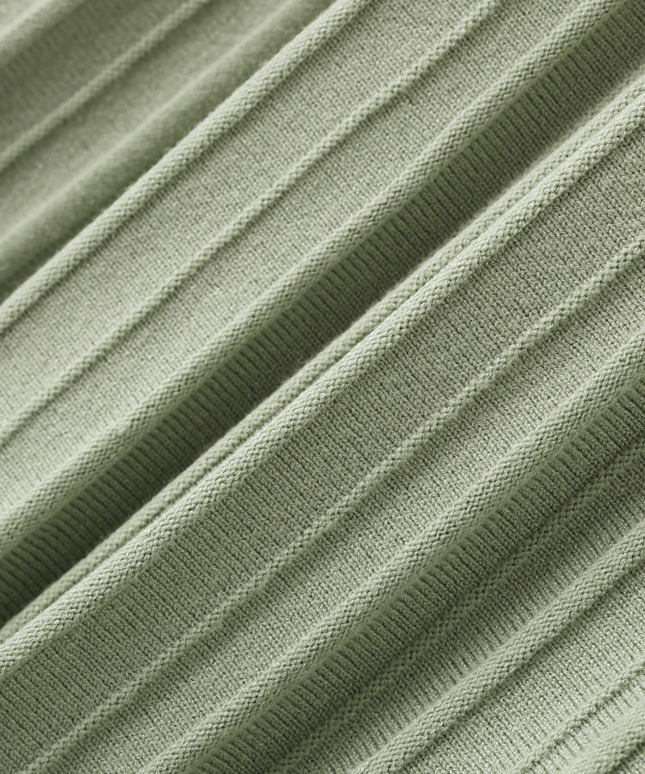 アシメネックニットワンピース