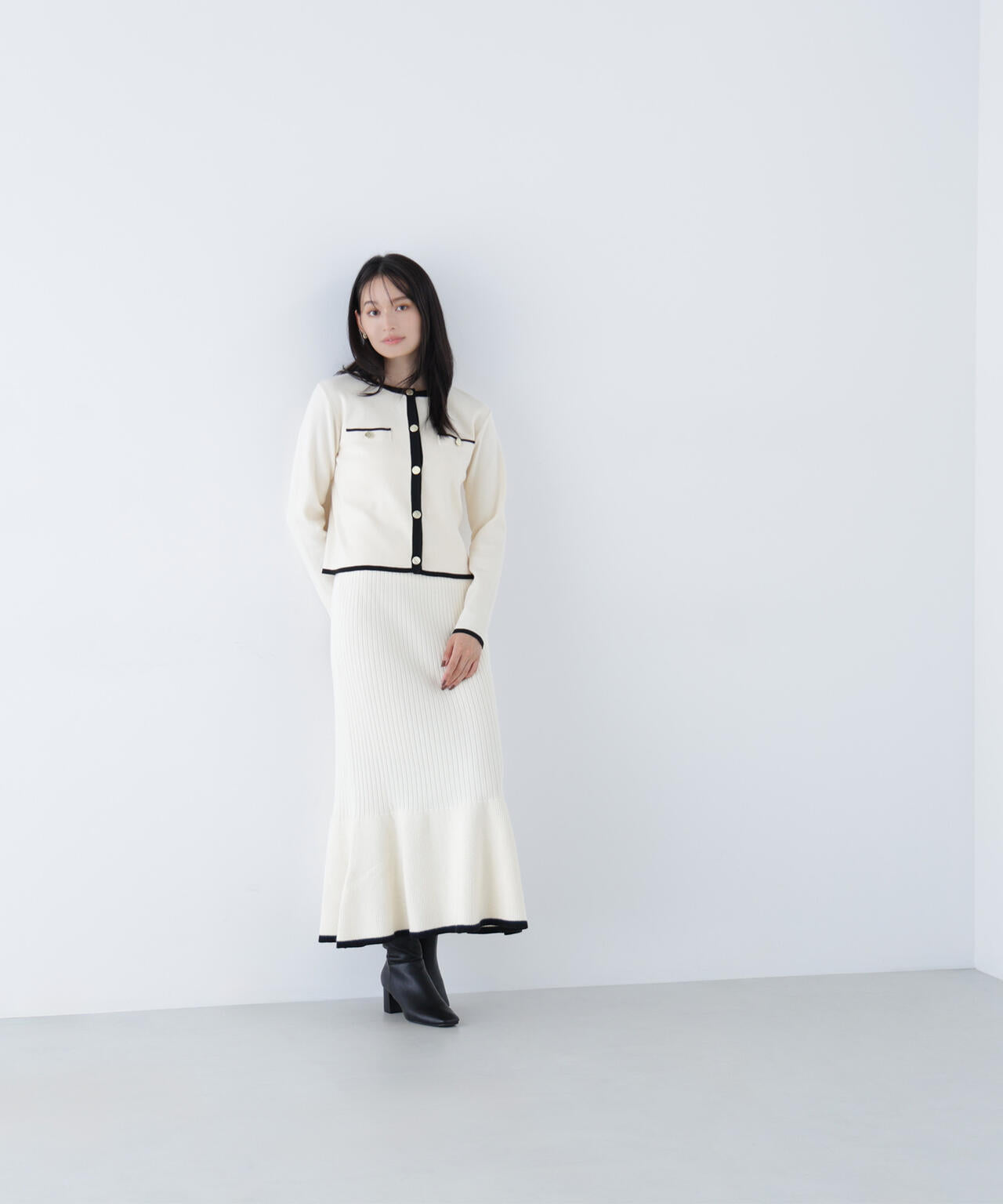 バイカラーニットジャケット&スカート