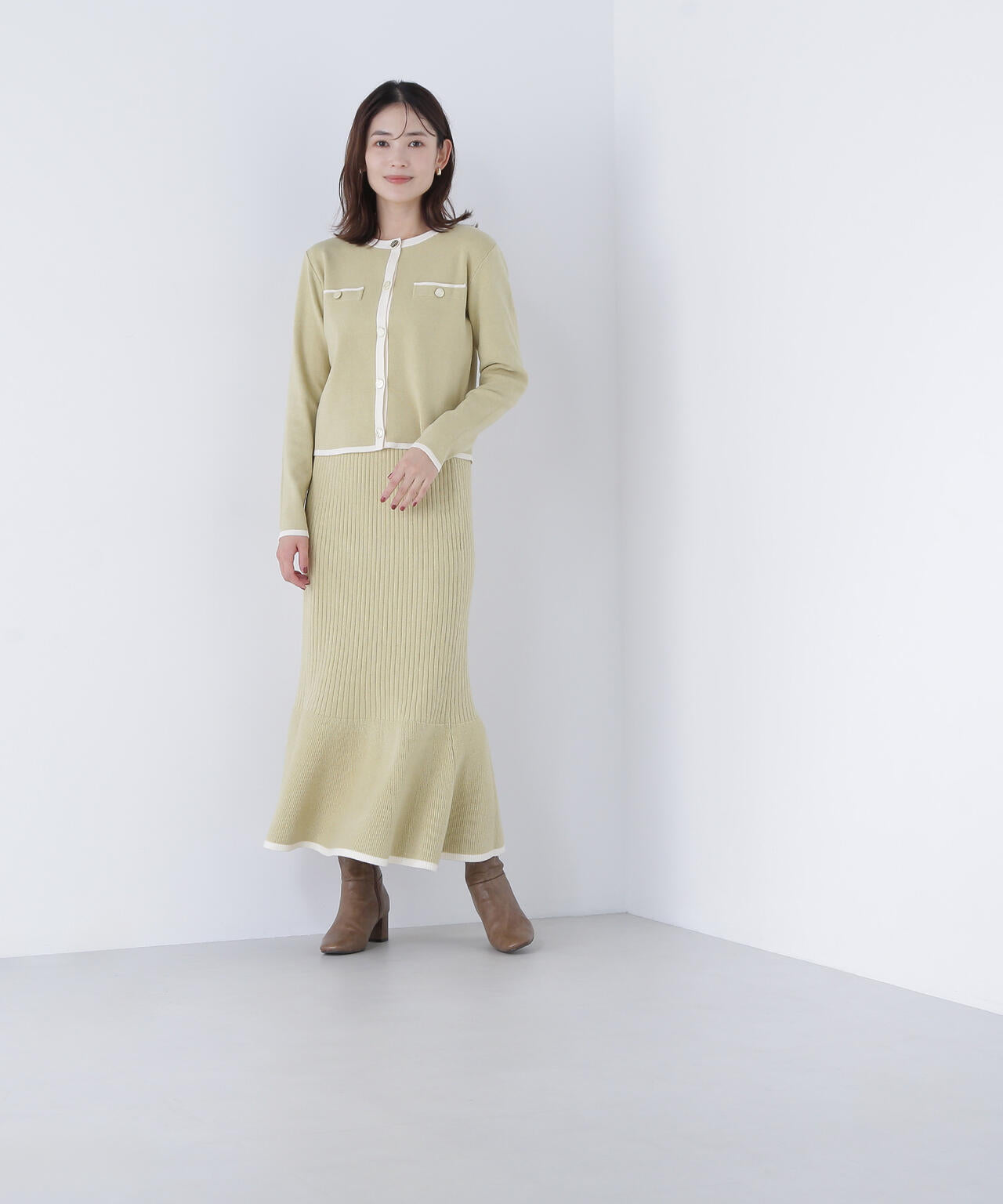 バイカラーニットジャケット&スカート