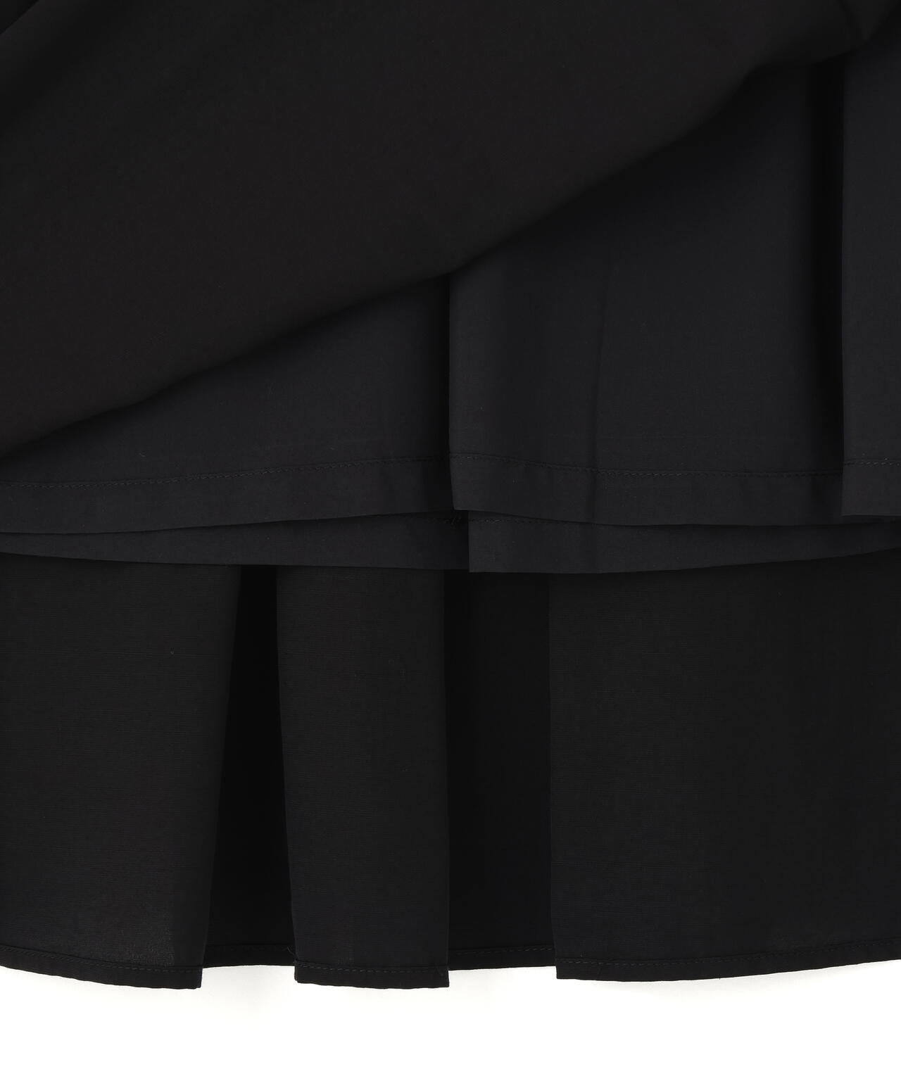 カットアウトニットドッキングワンピース