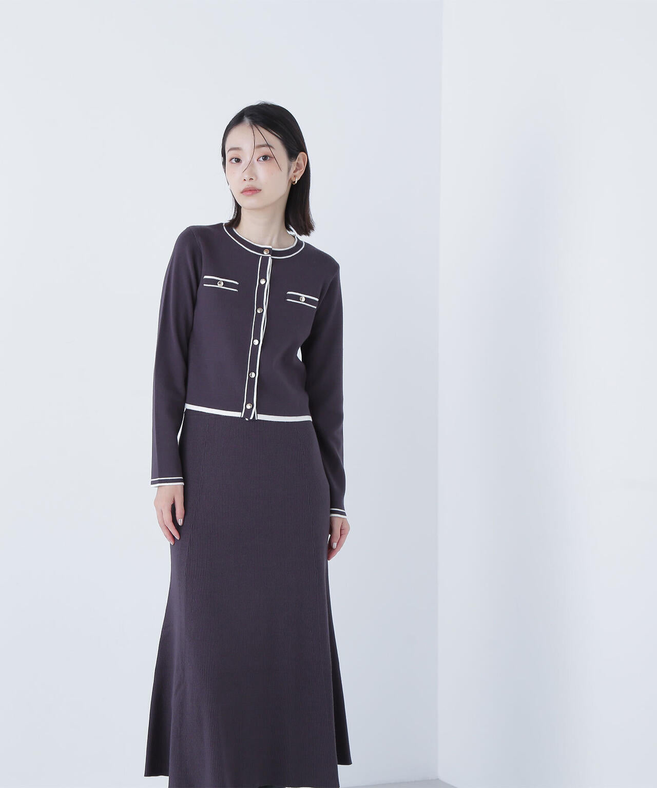 バイカラーニットカーデ&スカート