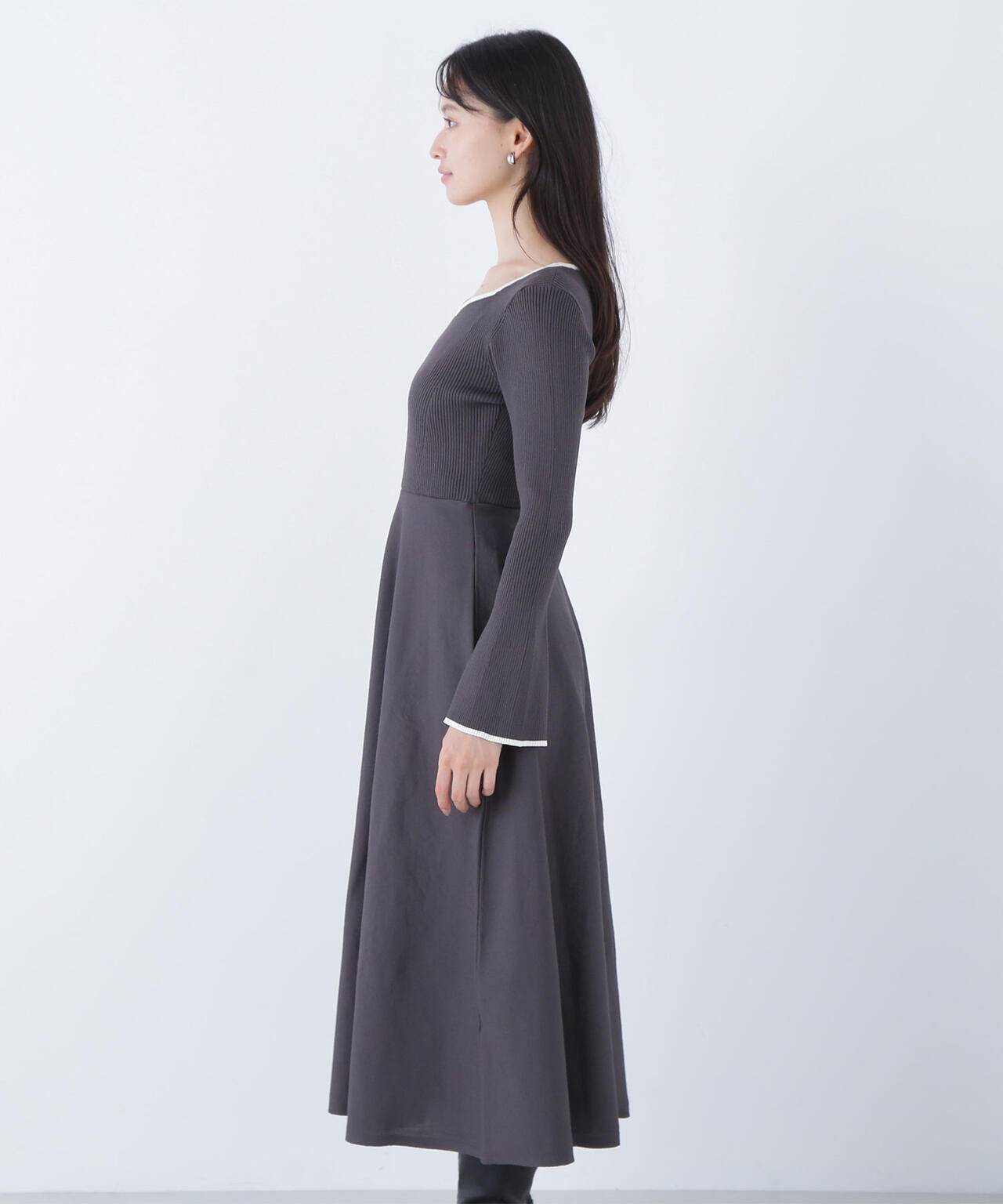 バイカラーハートネックニットワンピース