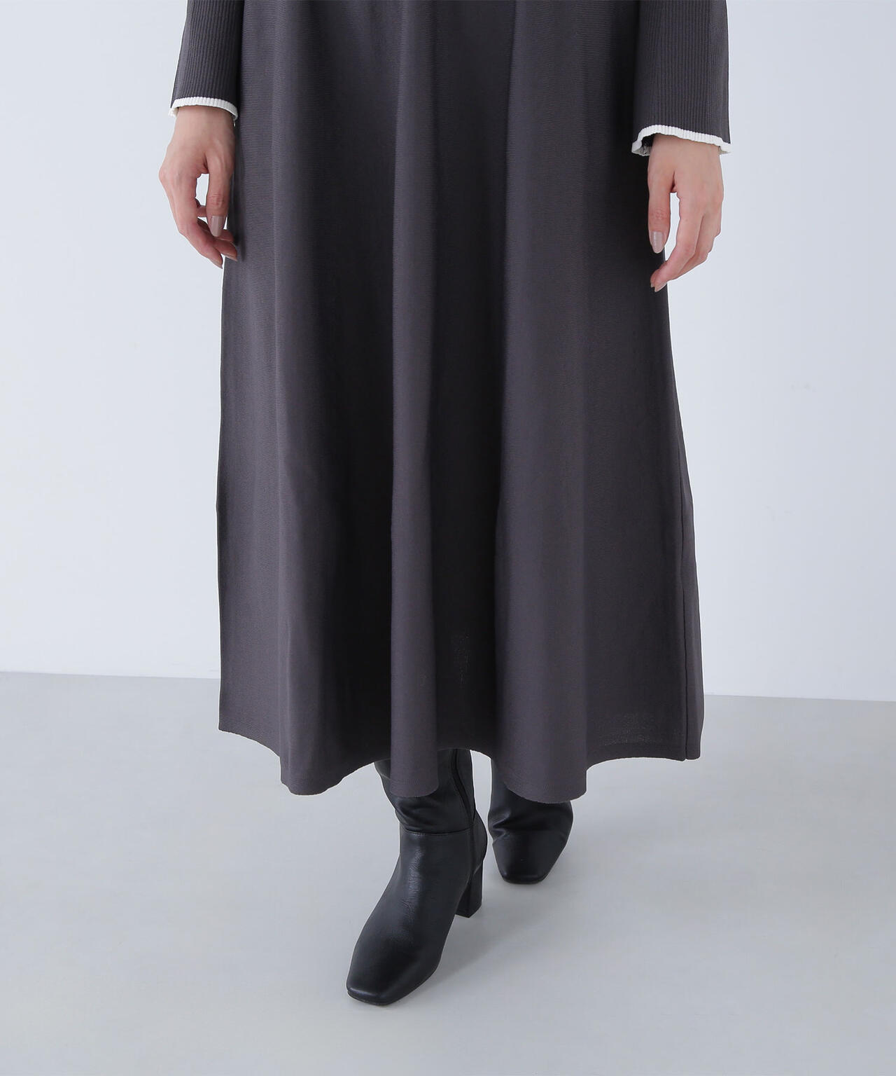 バイカラーハートネックニットワンピース