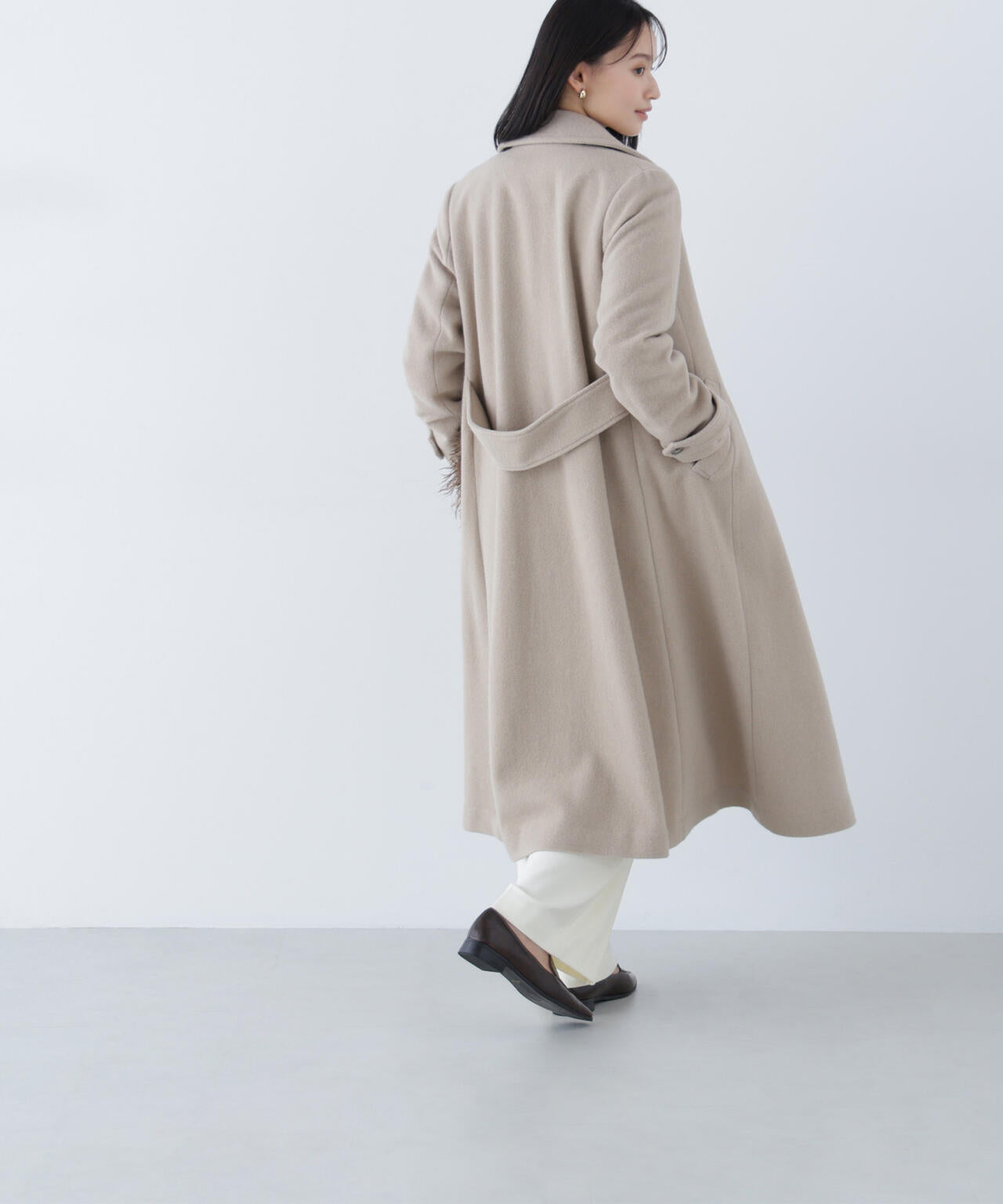 ビッグカラーダブルチェスターコート