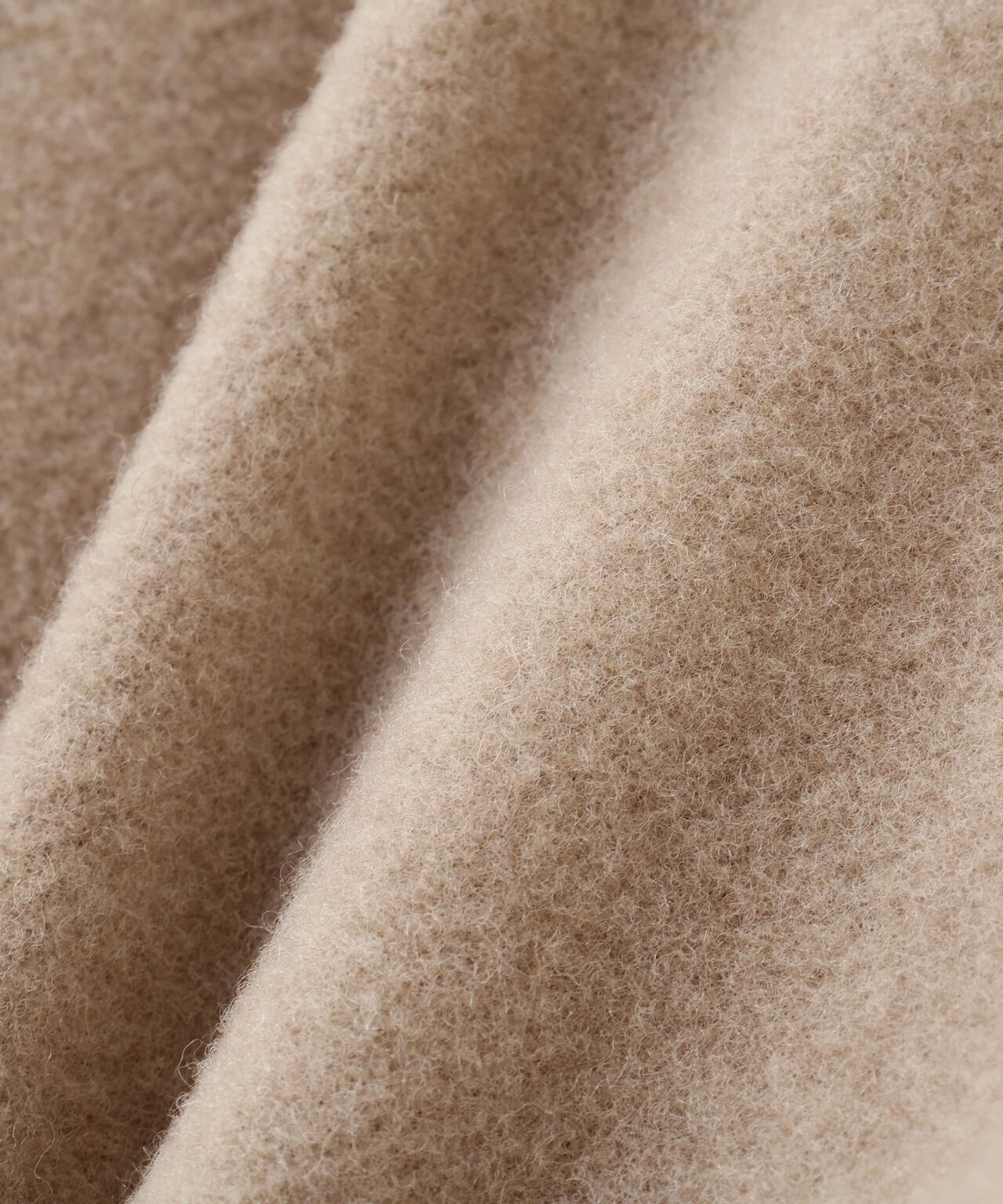 フォルムノーカラーロングコート