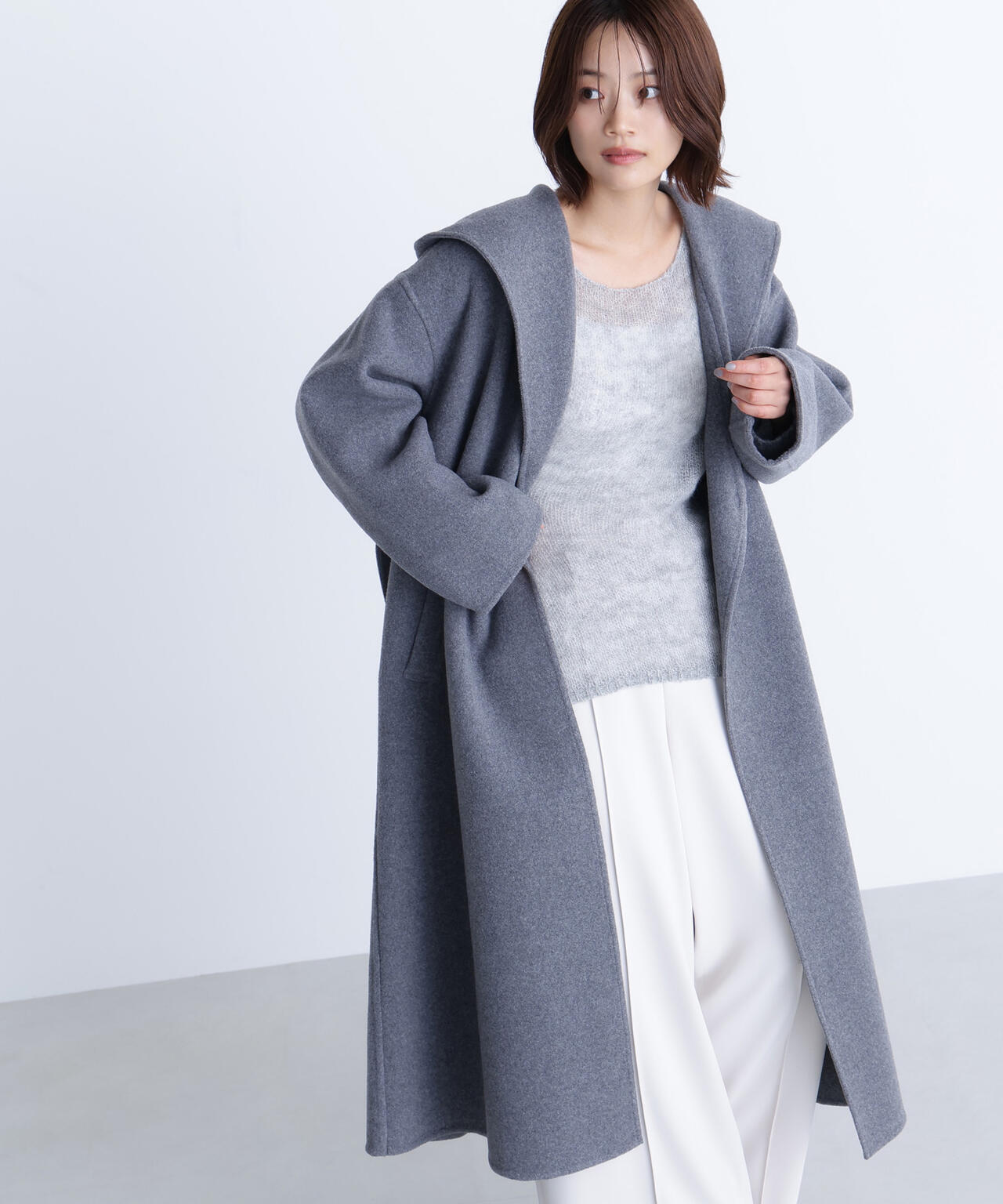 フーデッドロングコート