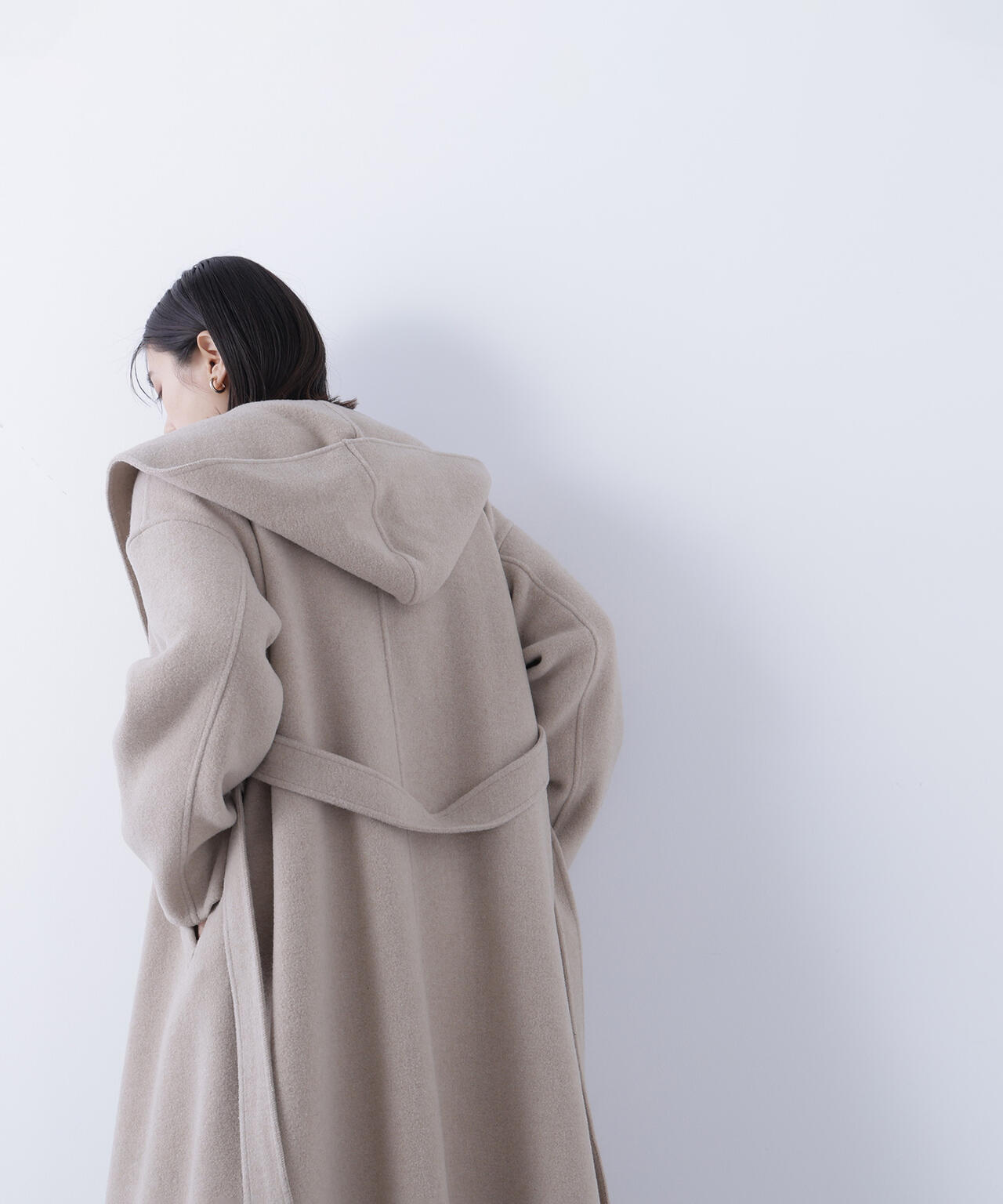 フーデッドロングコート
