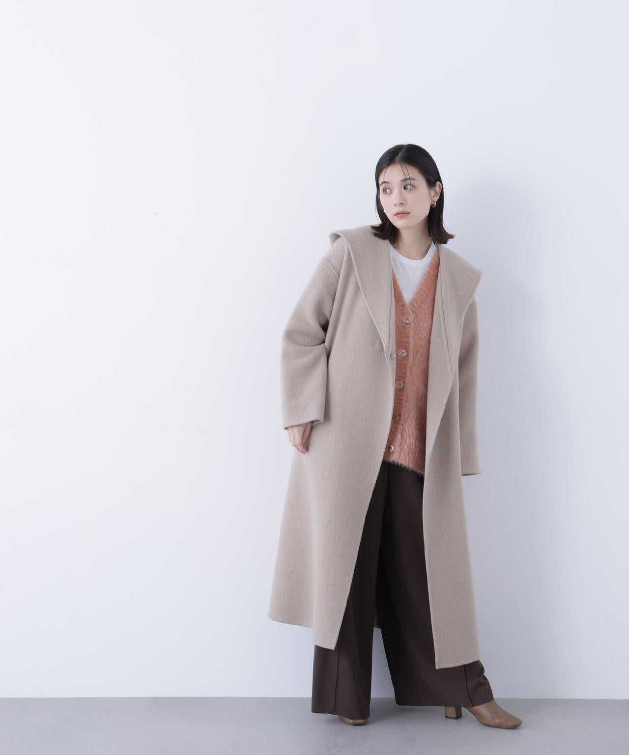 フーデッドロングコート