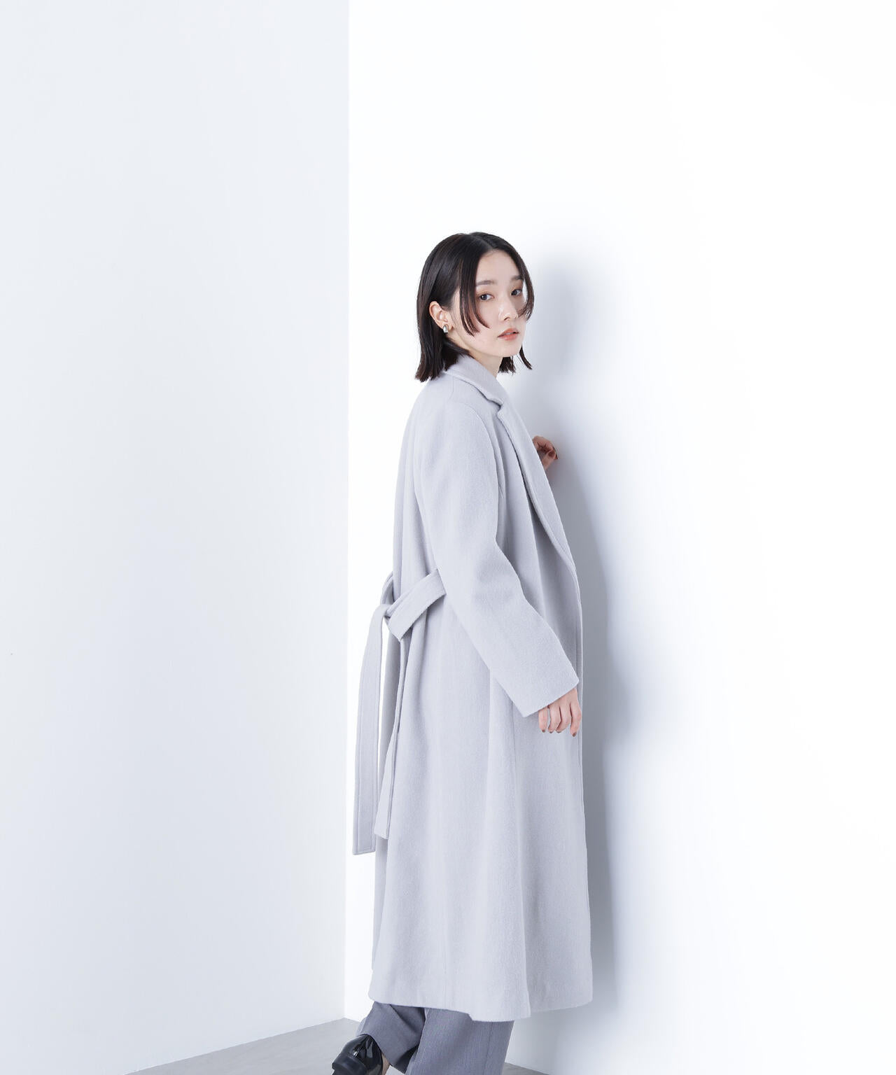 テーラーベルテッドロングコート