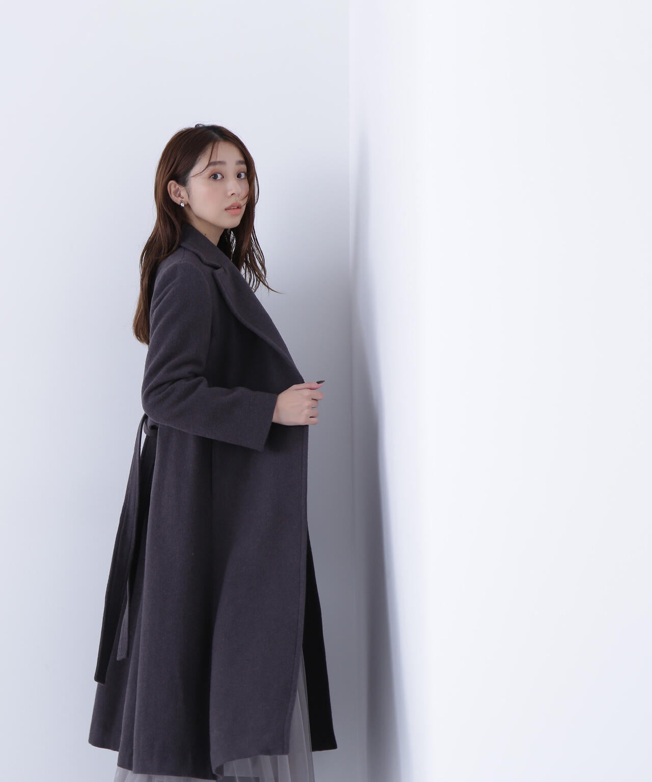 テーラーベルテッドロングコート