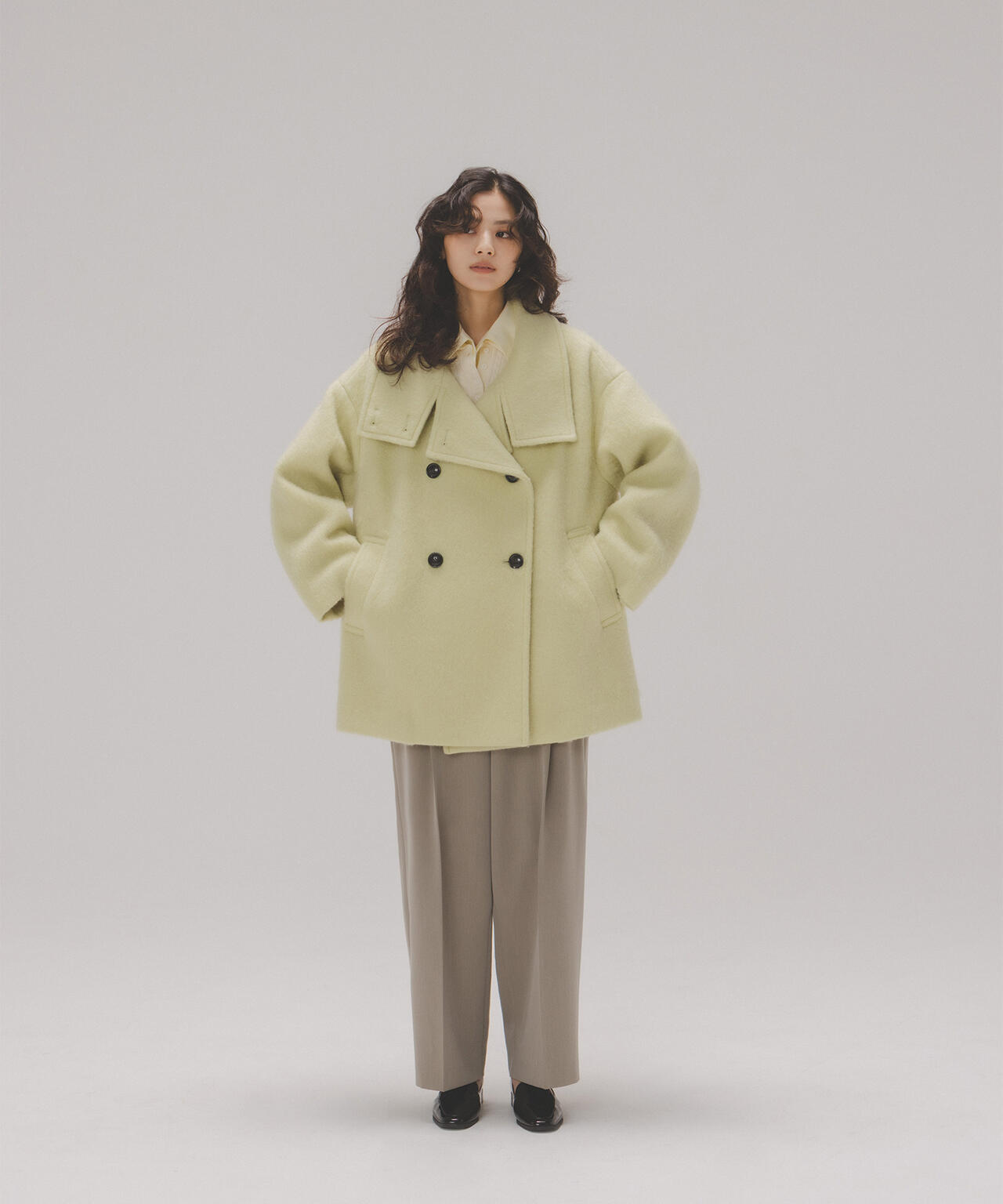 【Oggi掲載】スタンドネックシャギーミディコート