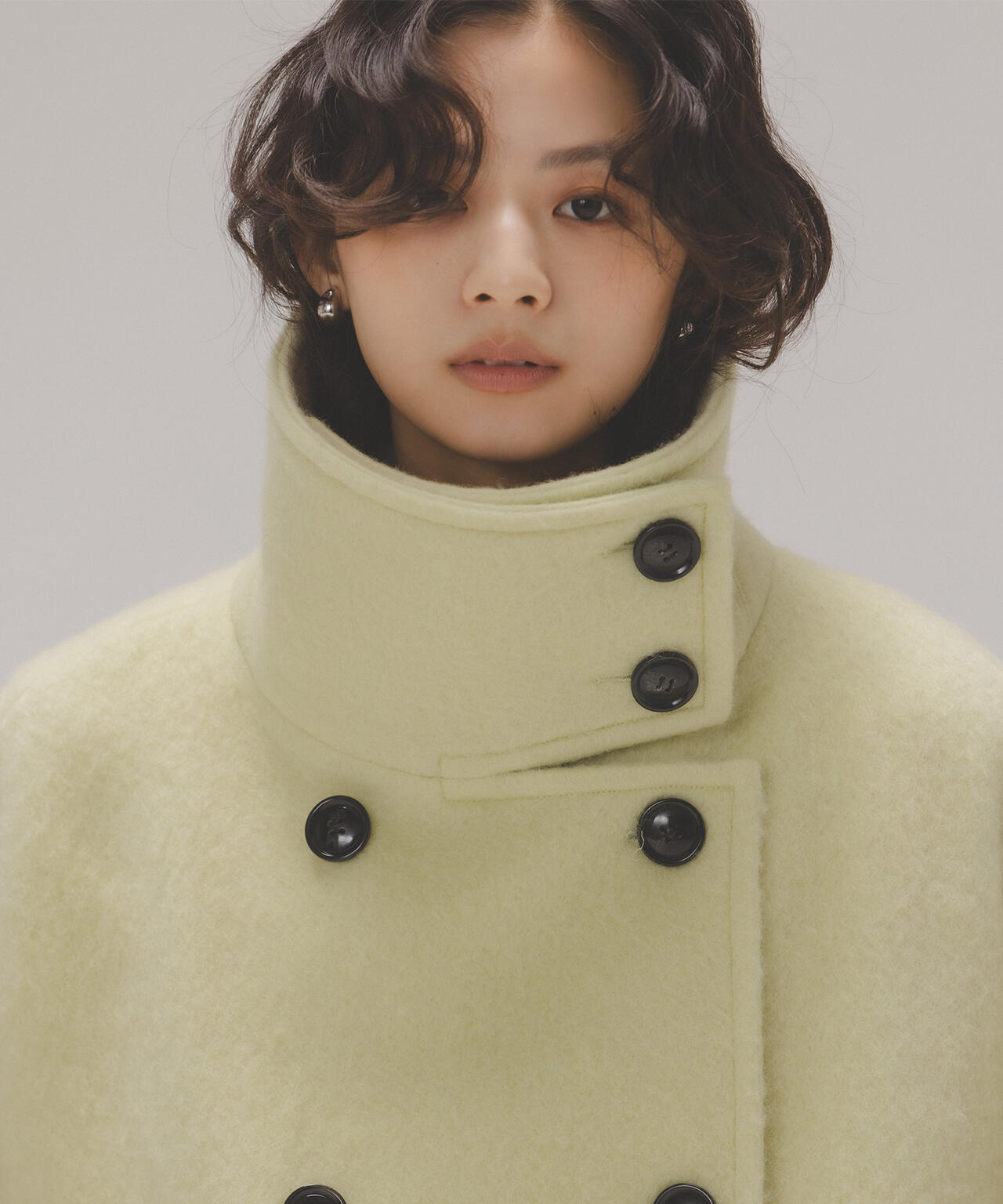 【Oggi掲載】スタンドネックシャギーミディコート