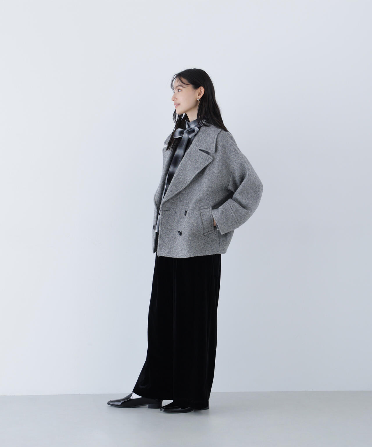 ウーリーフォルムハーフコート