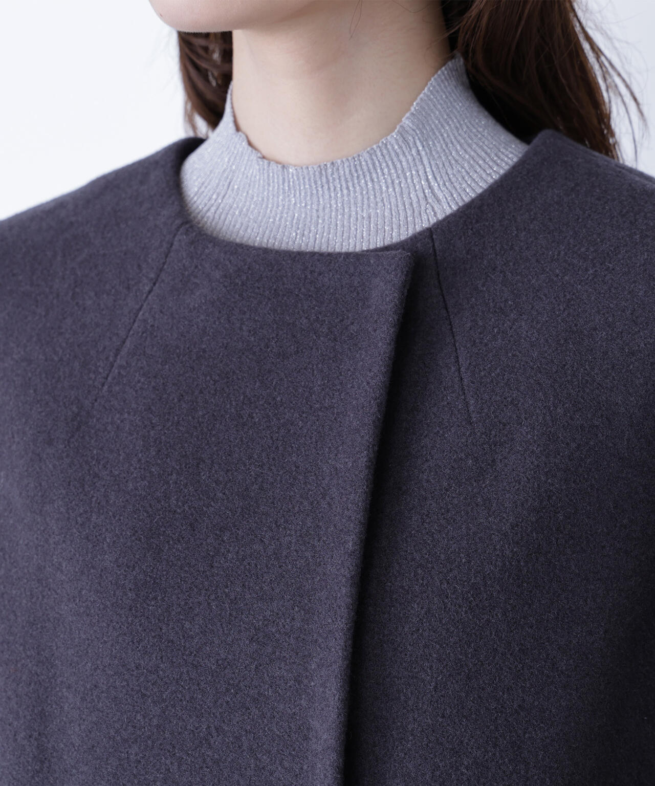 ノーカラーミドルコート