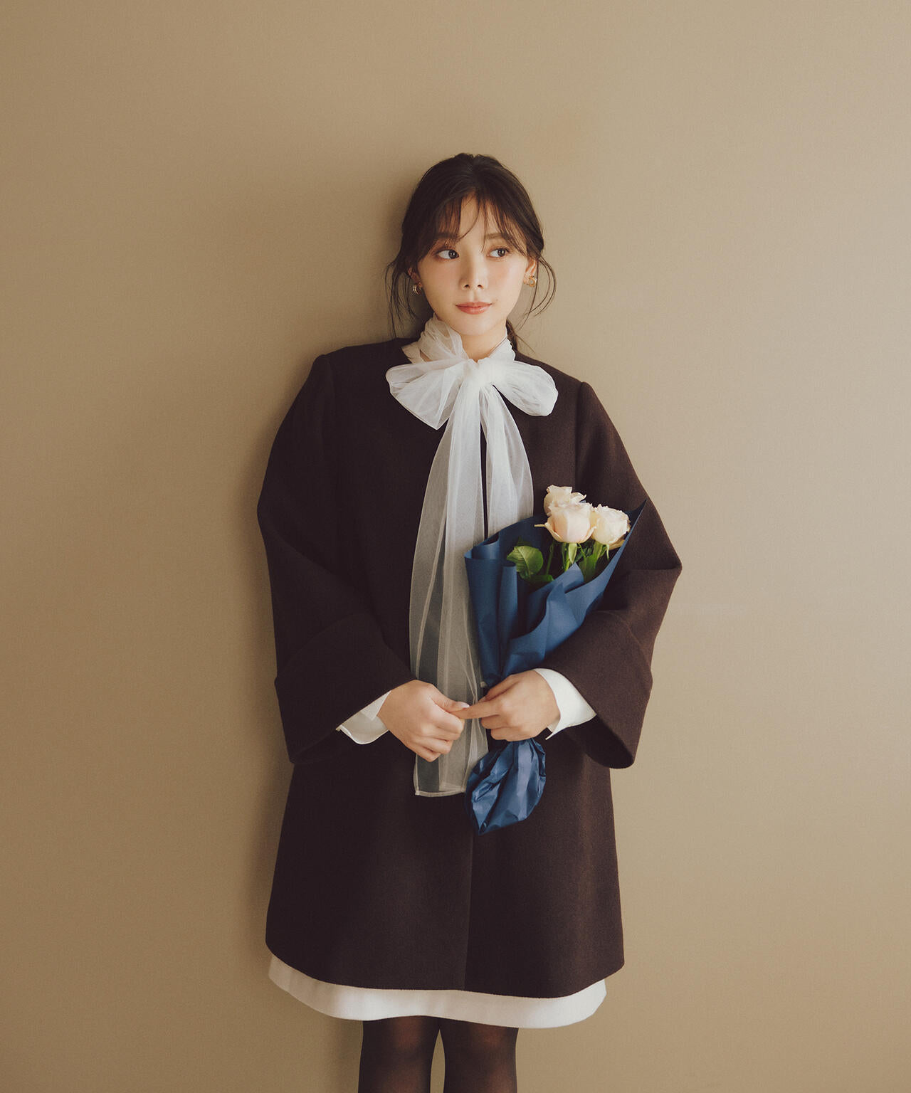 ノーカラーミドルコート