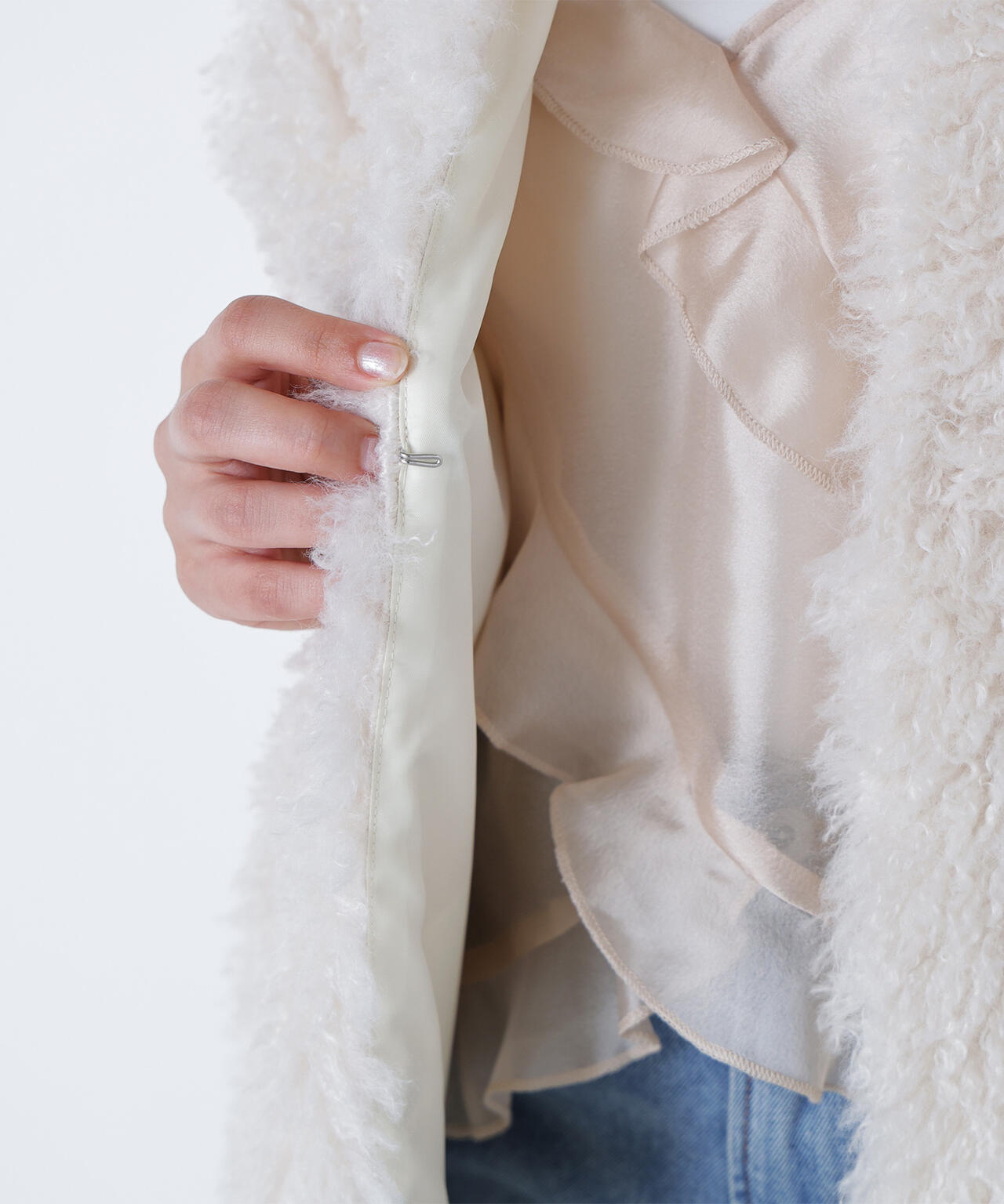 【BLANC】カーリーフェイクファージレ