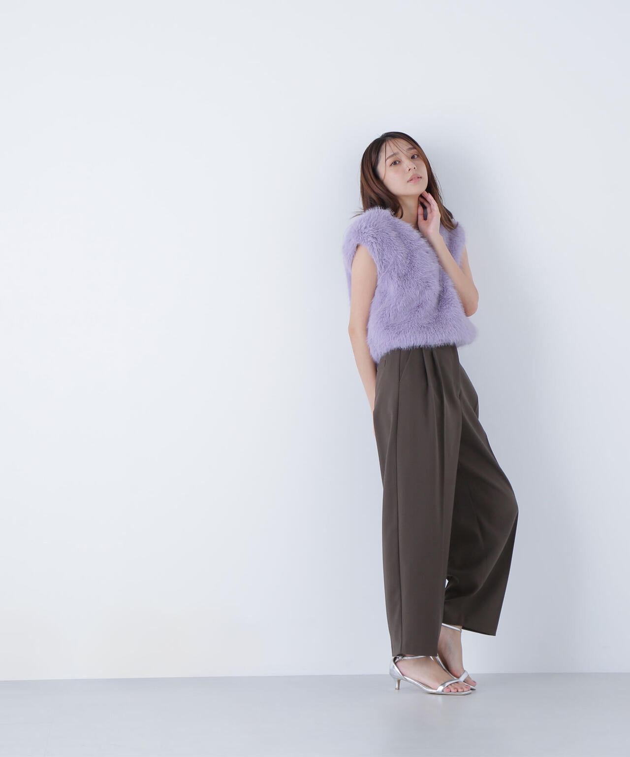 【BLANC】フェイクファーショートベスト