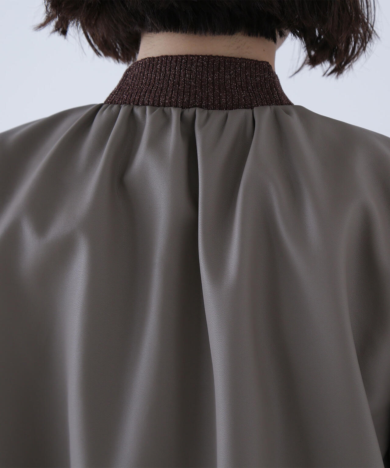 フェイクレザーギャザーブルゾン