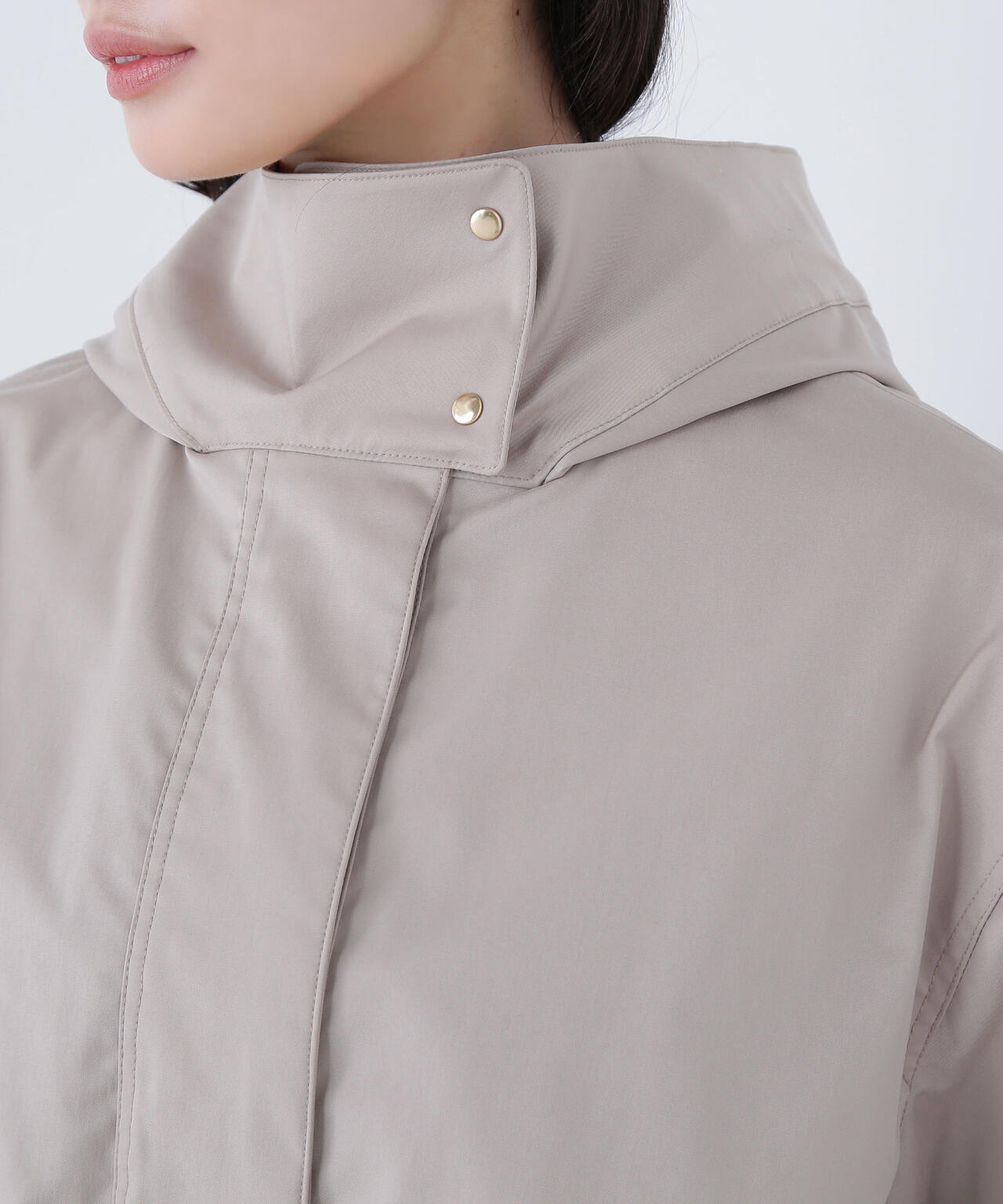 フーディードロストブルゾン