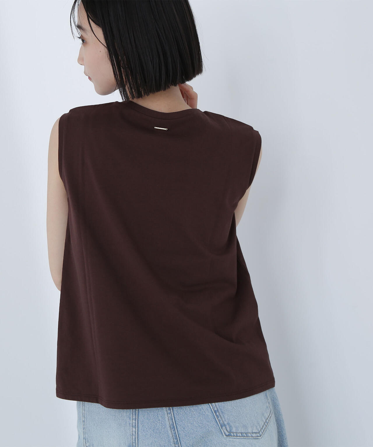 2b1110a1-6e2b-5c1b-906e-29732328fde1_Image