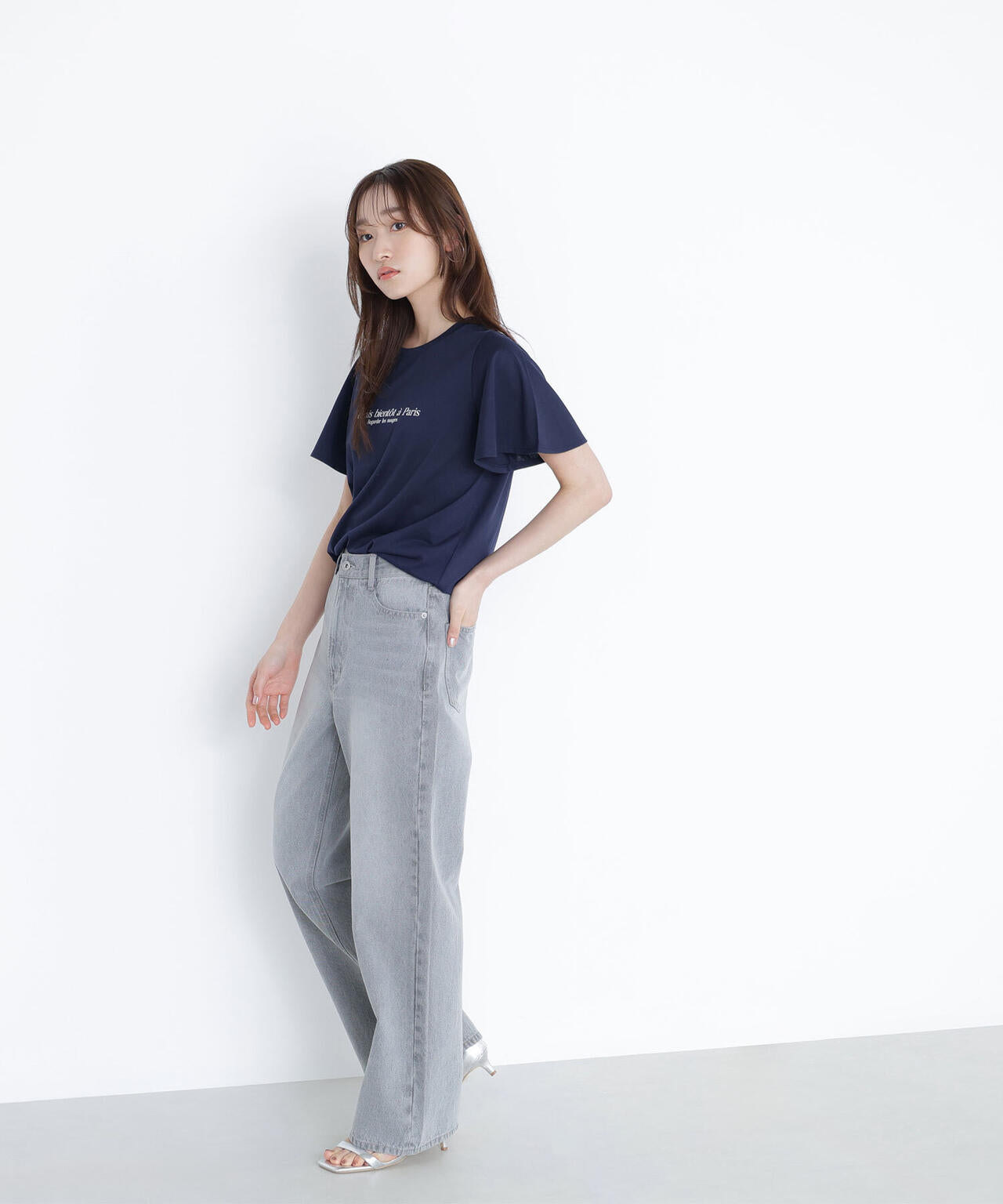 フレアスリーブロゴTシャツ*