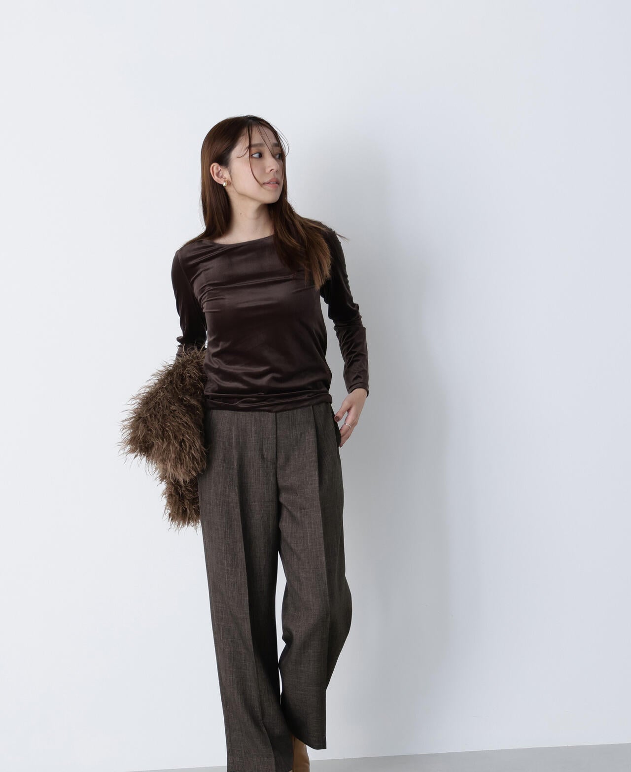 ベロアボートネックカットソー