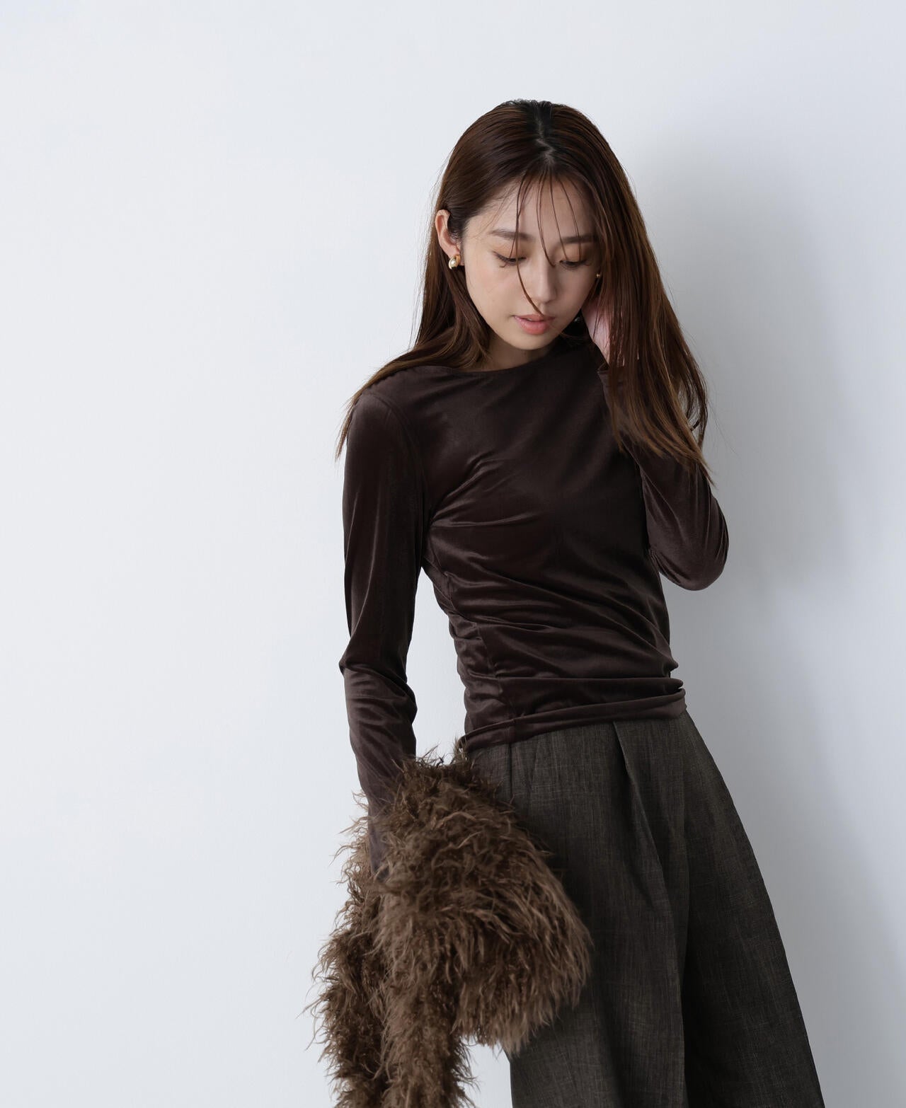 ベロアボートネックカットソー