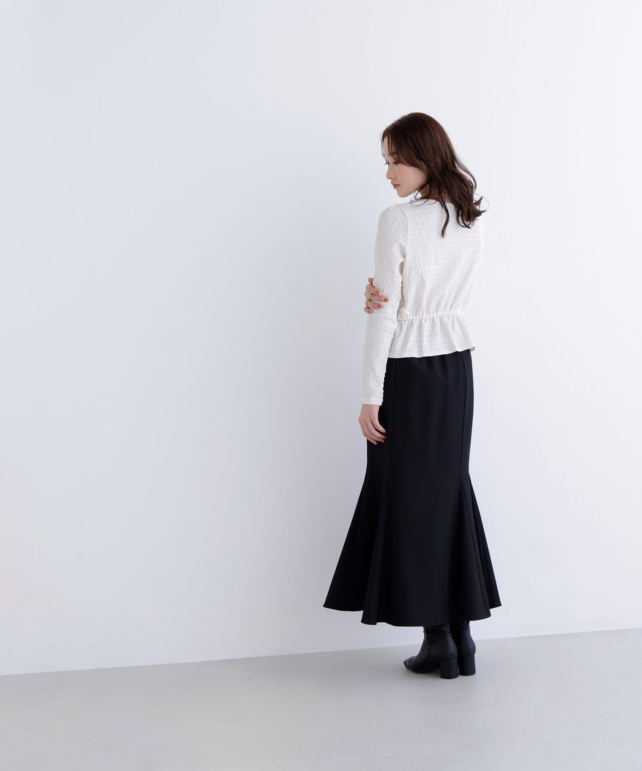 シャーリングペプラムカットソー長袖