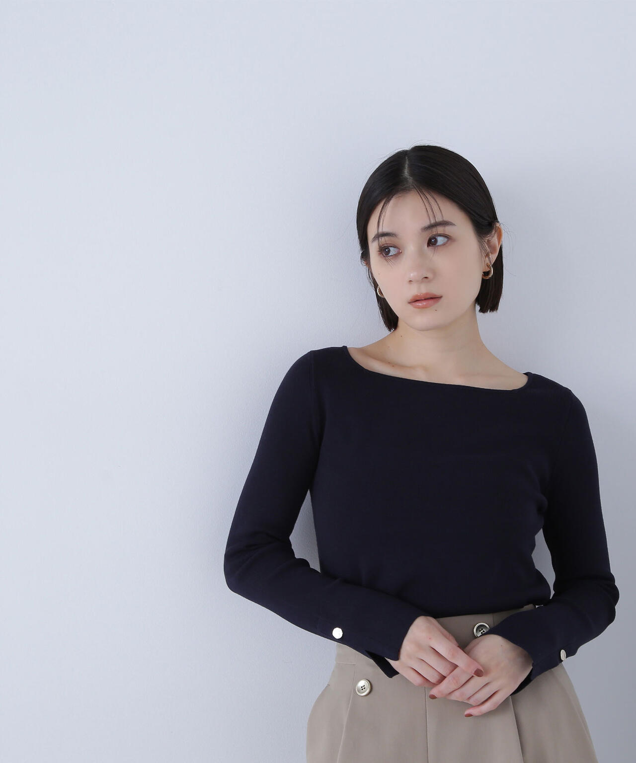 総針ベーシックシリーズ スクエアネックニット