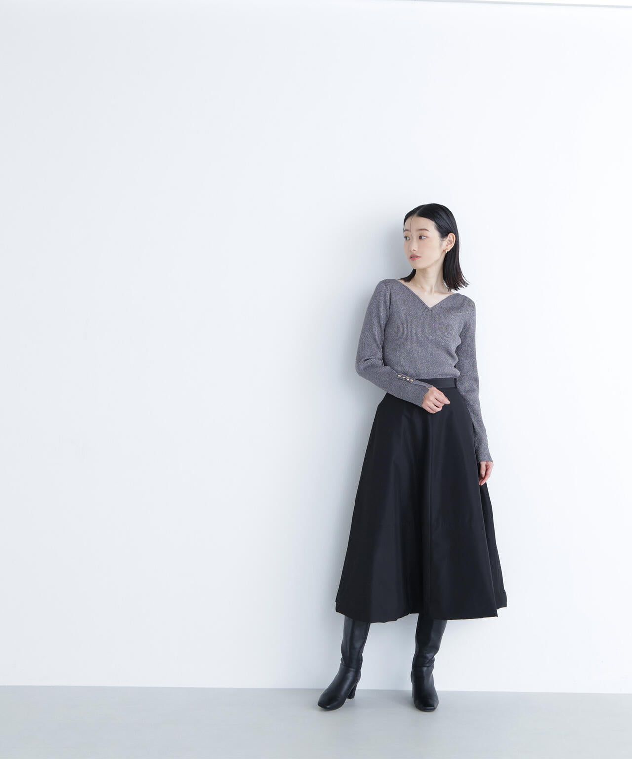 ニュアンスネックラメリブニット