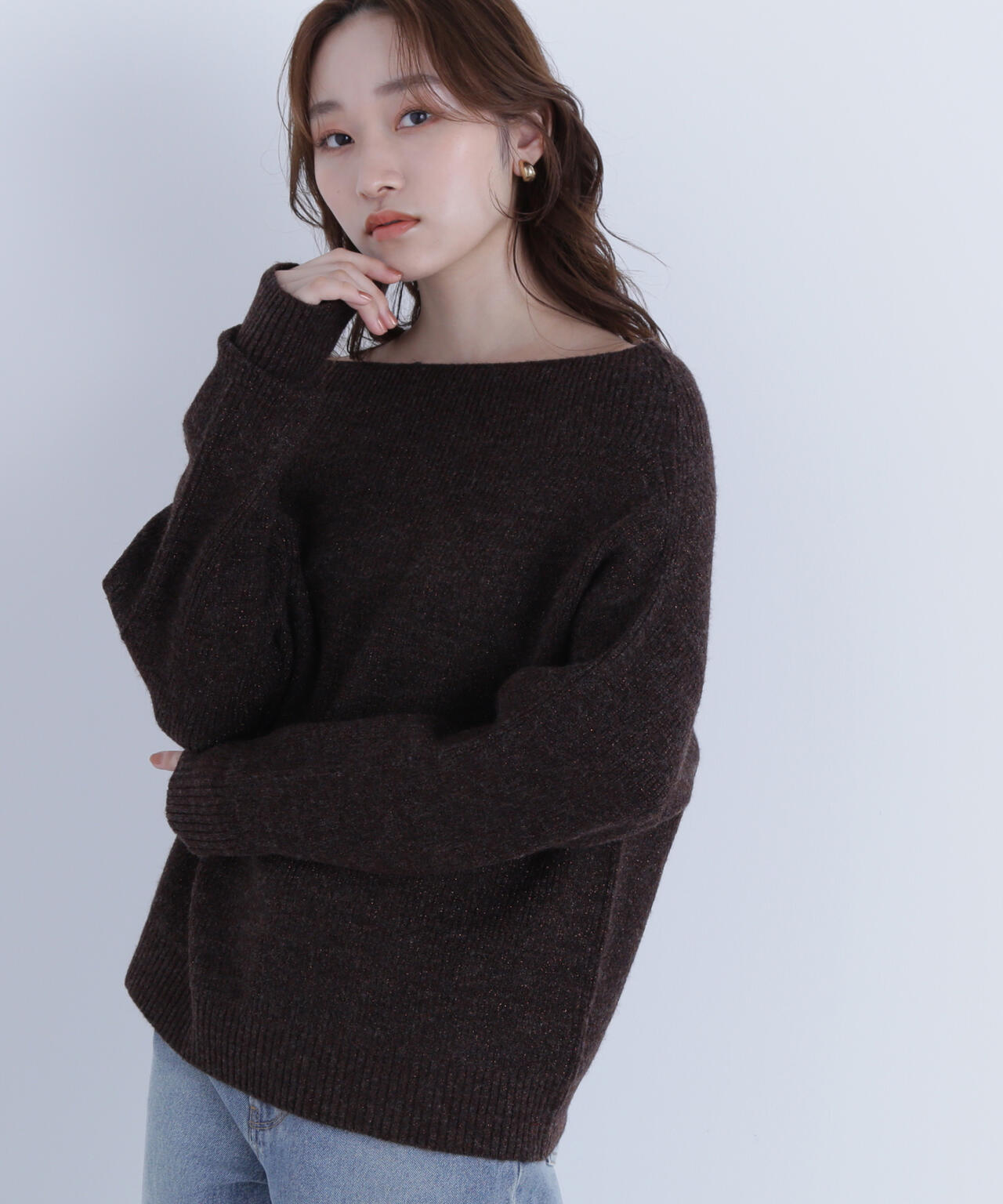 オフショルボクシーラメニット