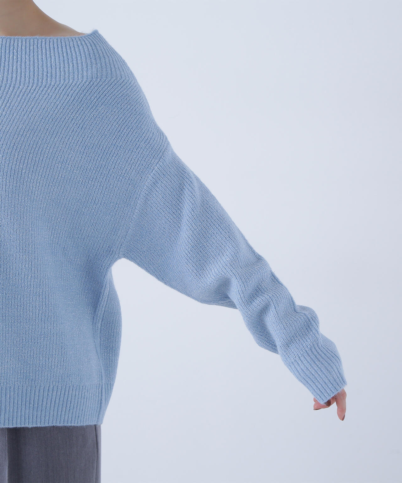 オフショルボクシーラメニット