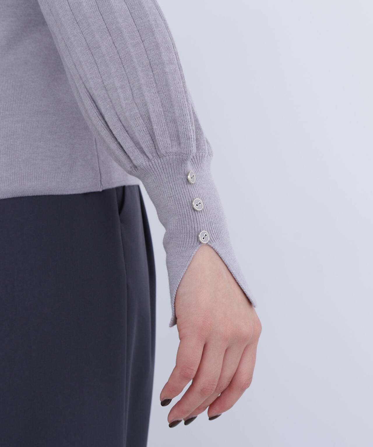 プリーツスリーブニット