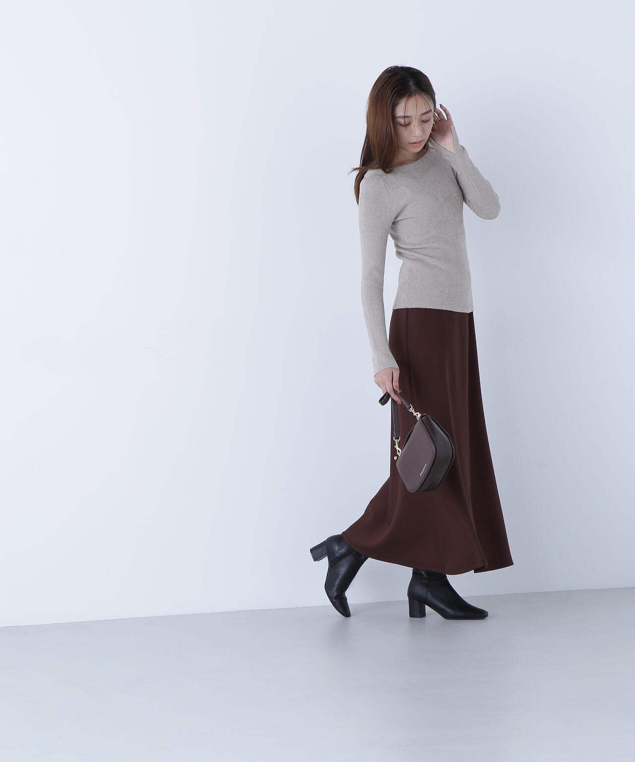 ボートネックモールリブニット