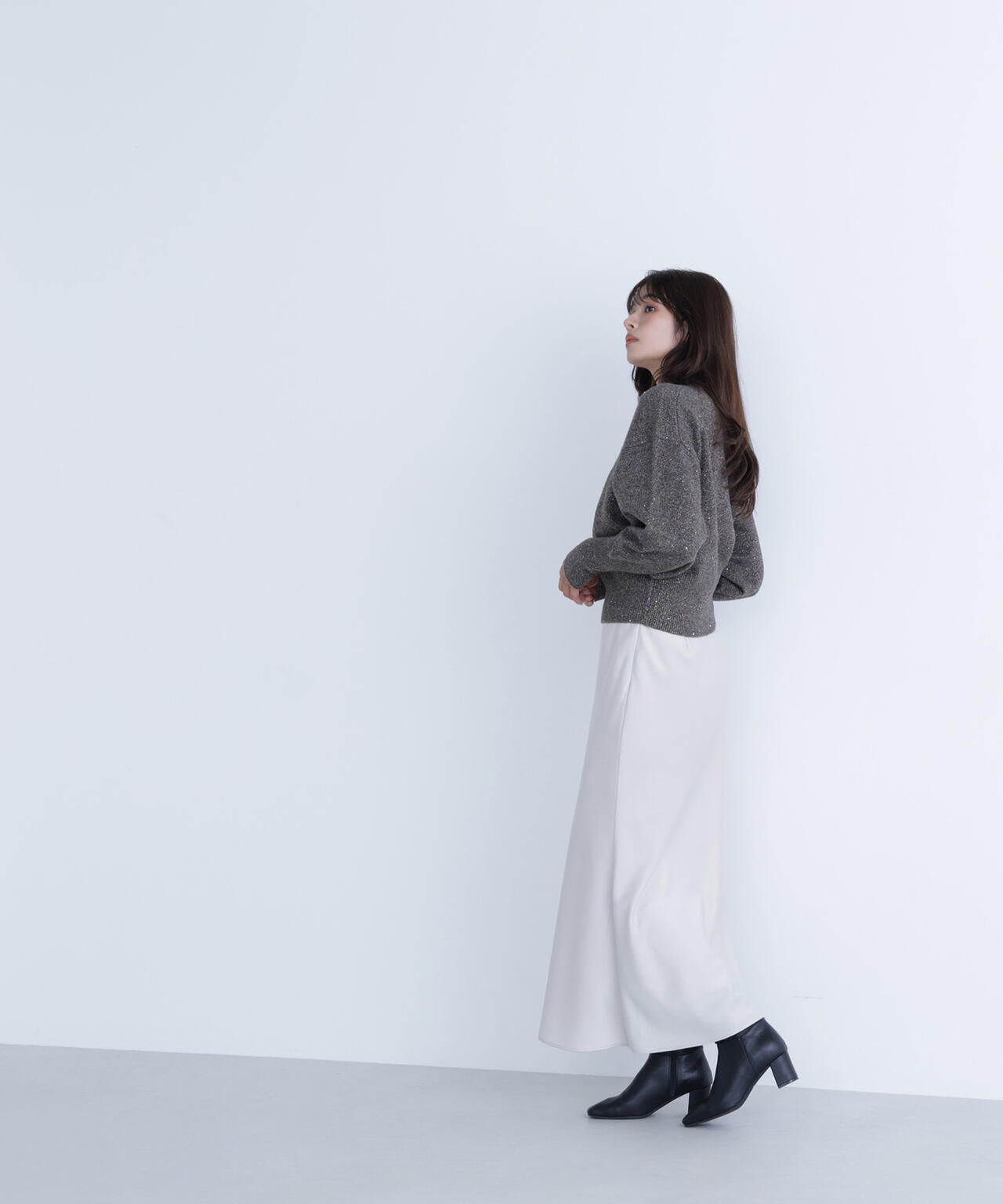 フラワースパンコールニット